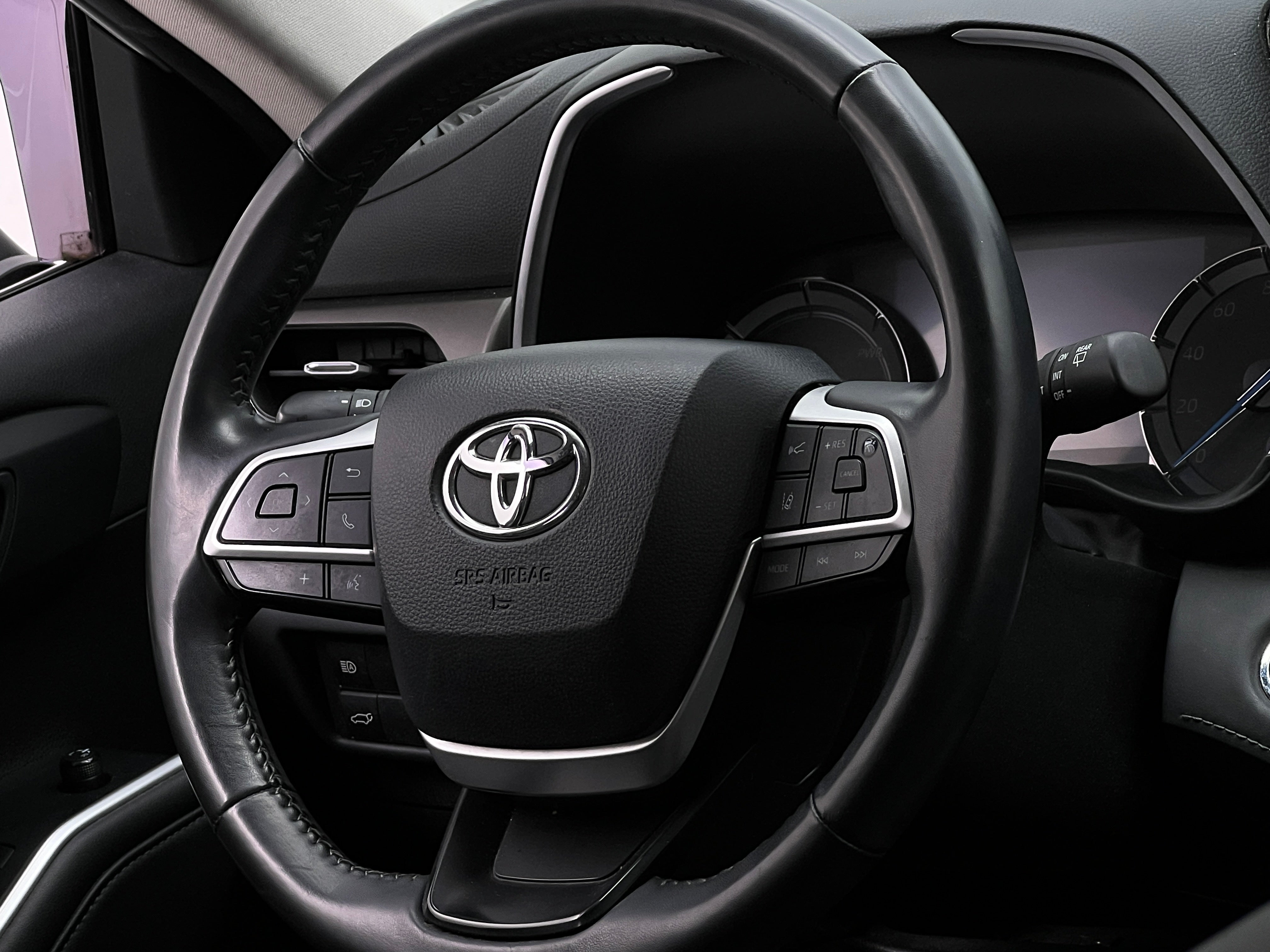 2022 Toyota Highlander XLE 4
