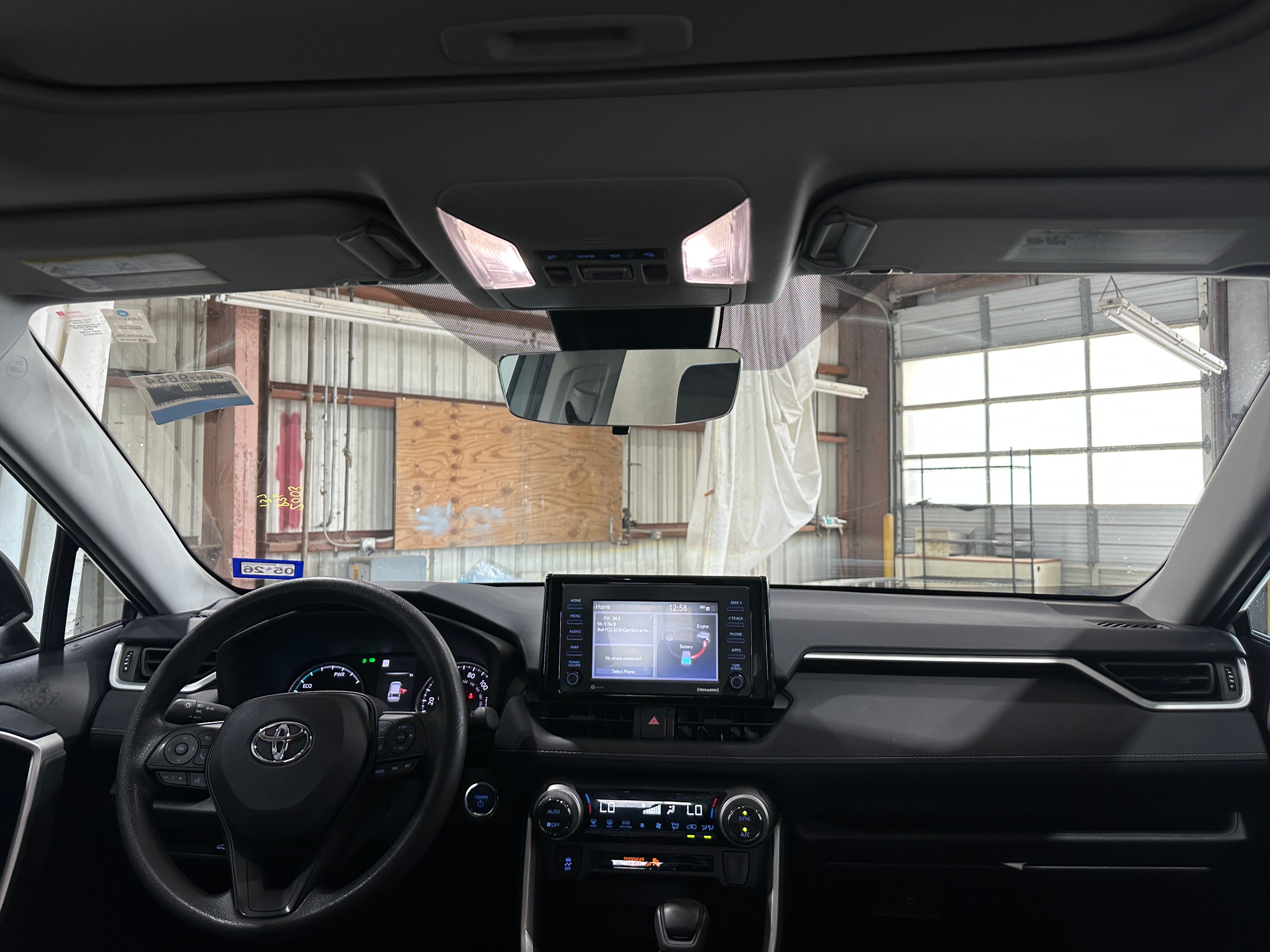 2022 Toyota RAV4 XLE 3