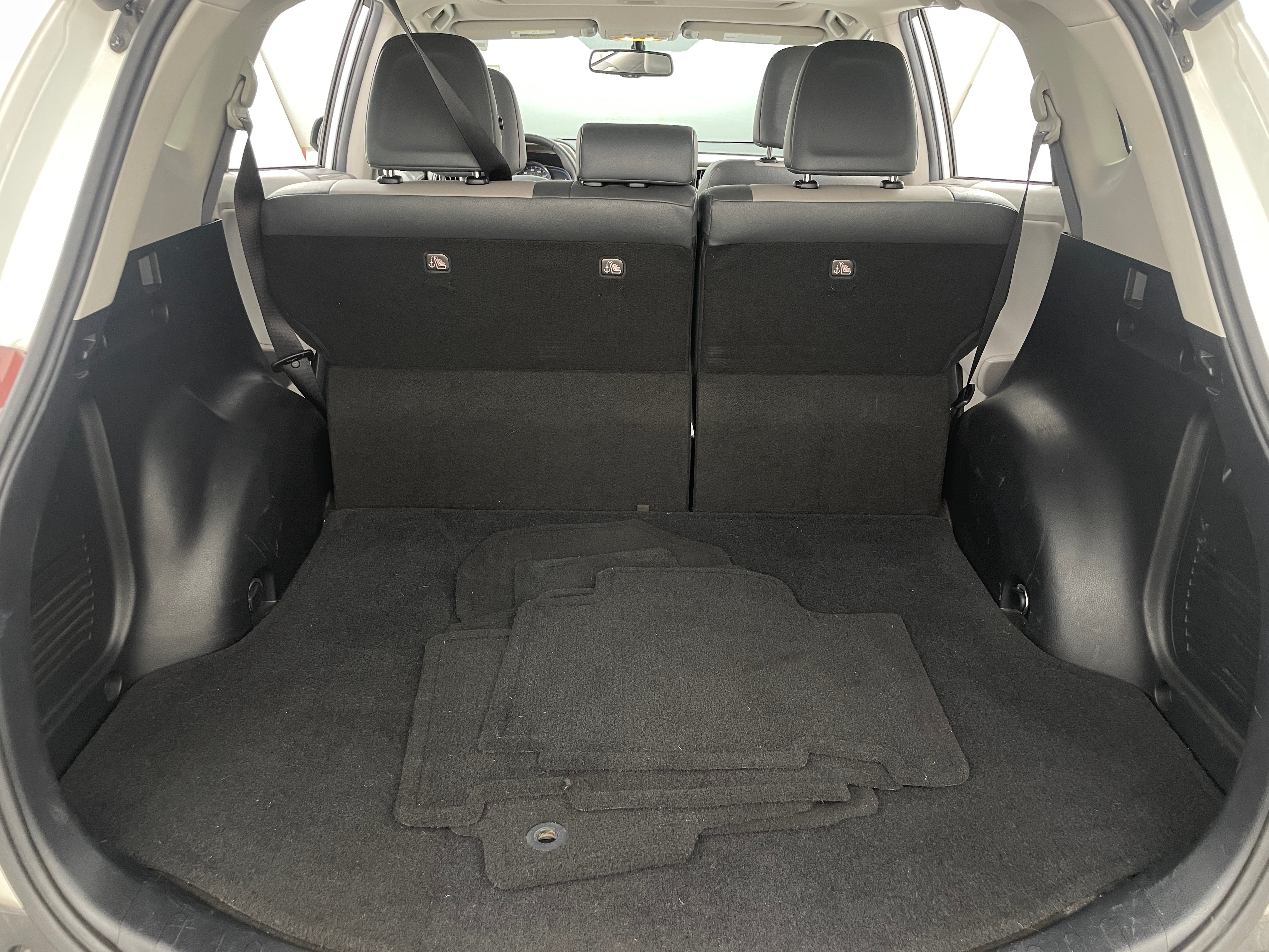 2013 Toyota RAV4 Limited 6