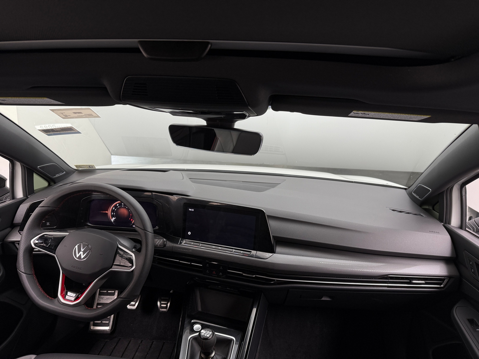 Thumbnail: 2024 Volkswagen Golf - 2