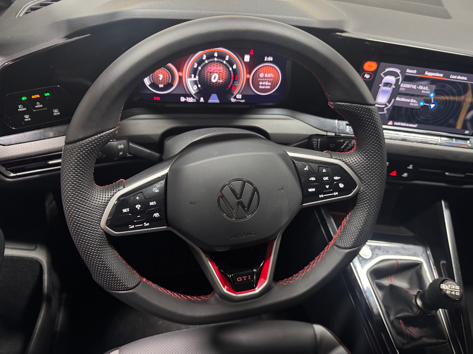 Thumbnail: 2024 Volkswagen Golf - 4