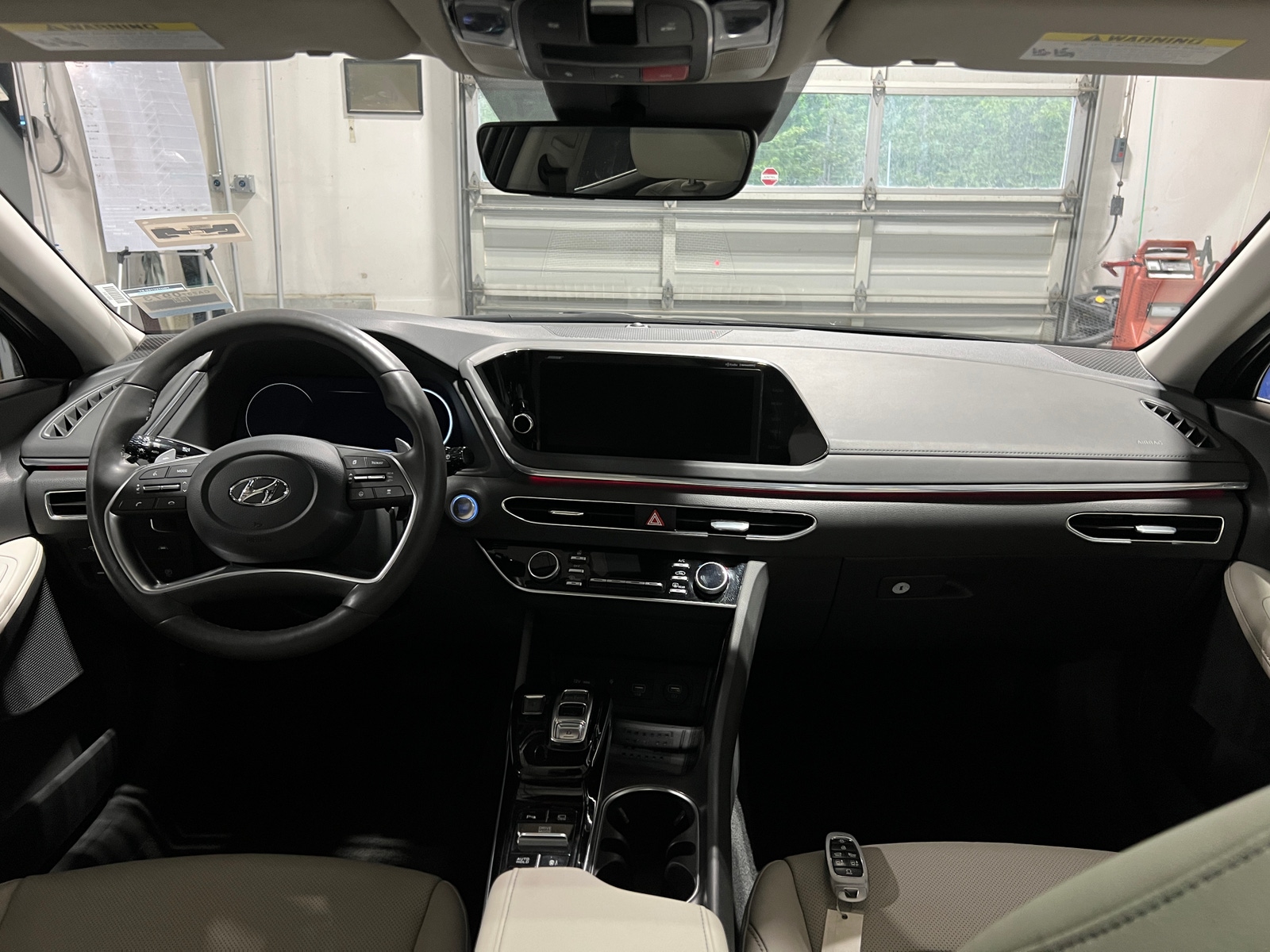 Thumbnail: 2023 Hyundai Sonata - 2