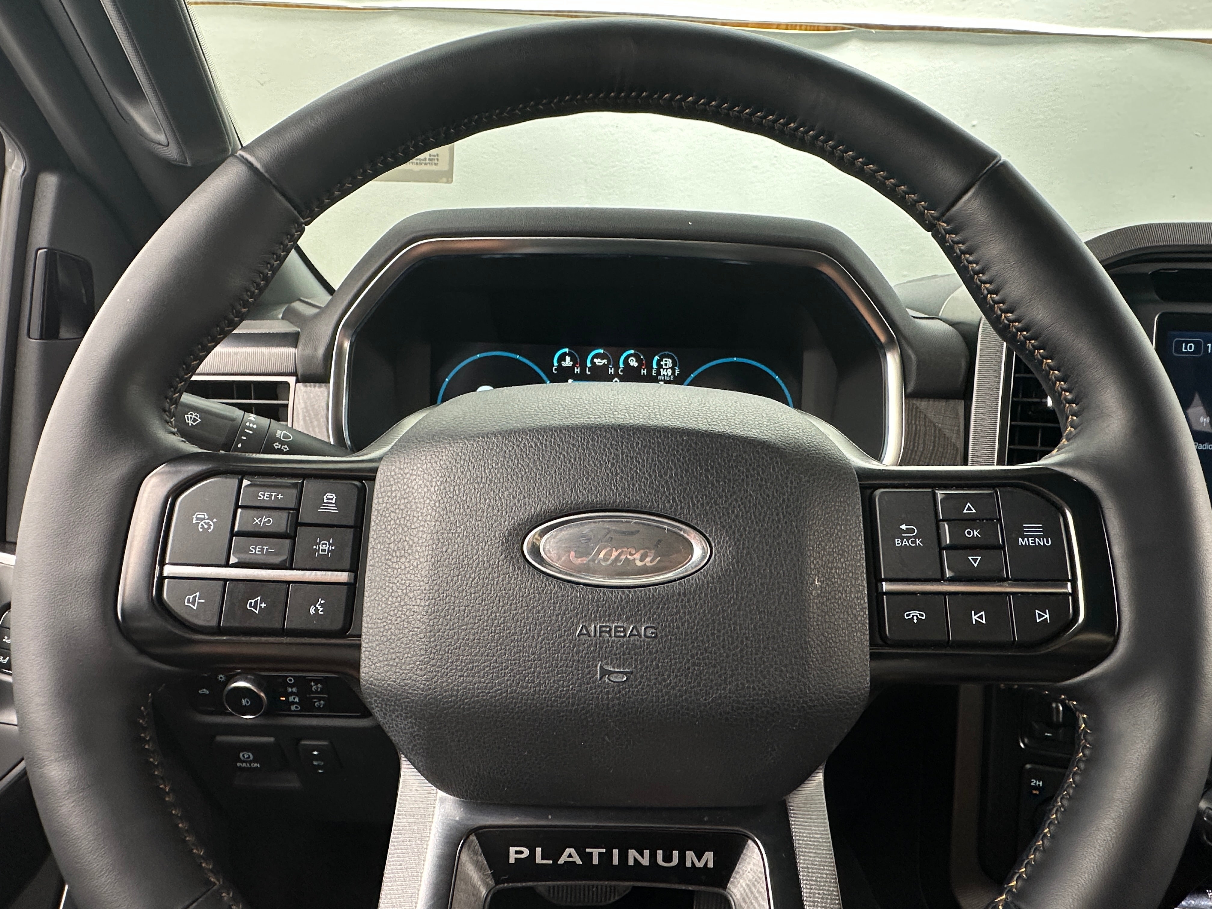2023 Ford Econoline E-150 4