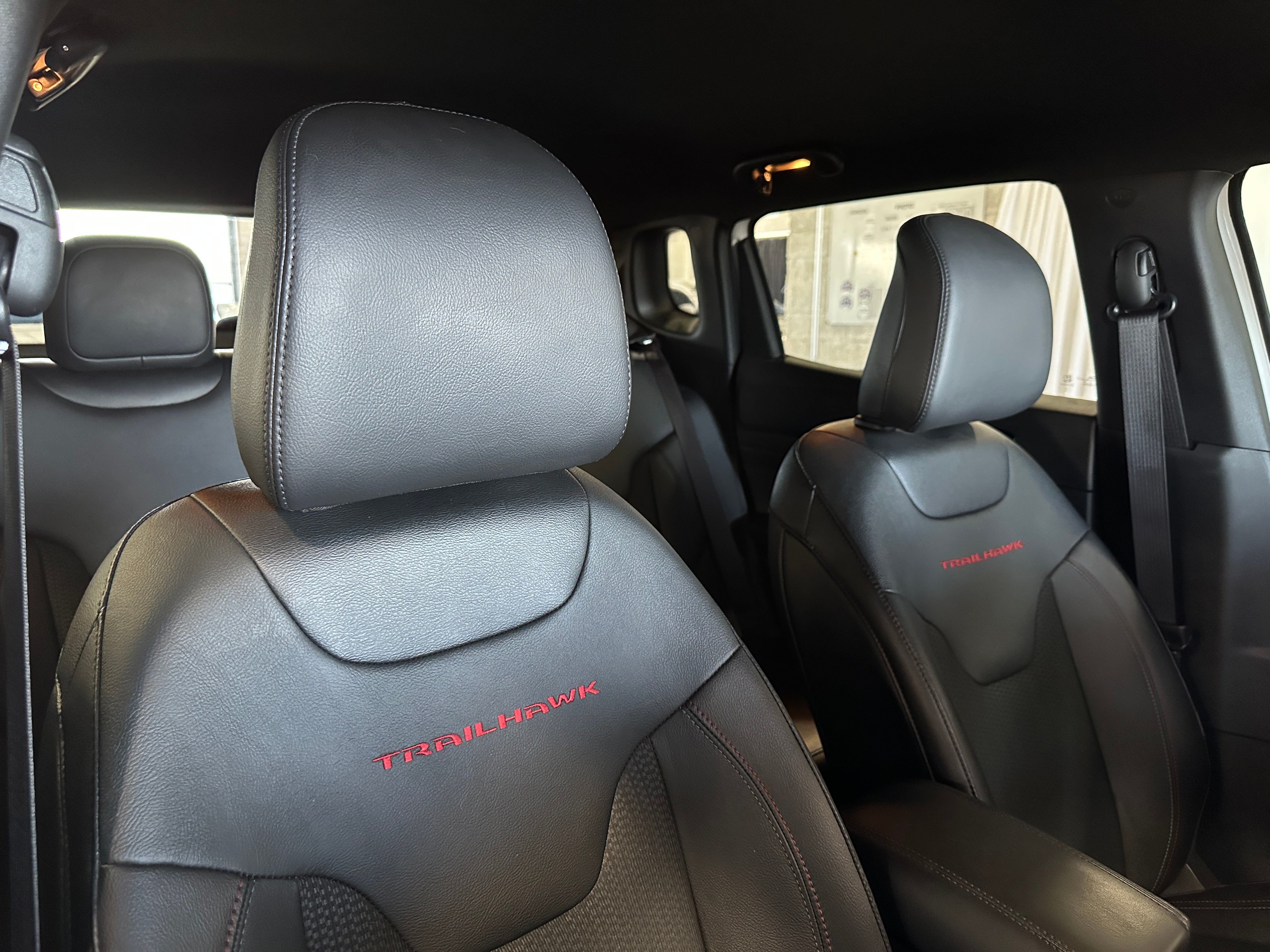 2024 Jeep Compass Trailhawk 2