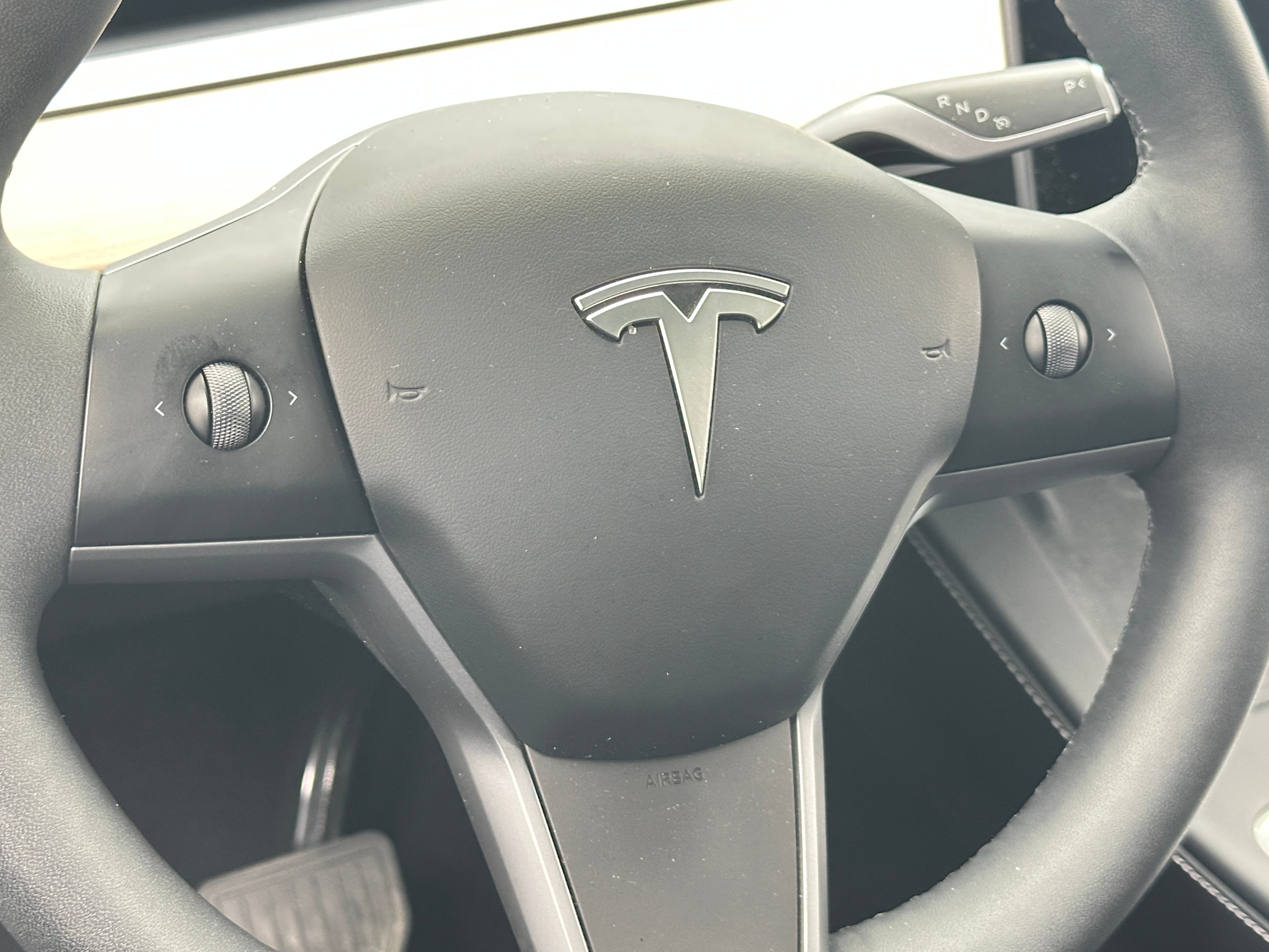 Thumbnail: 2023 Tesla Model Y - 4