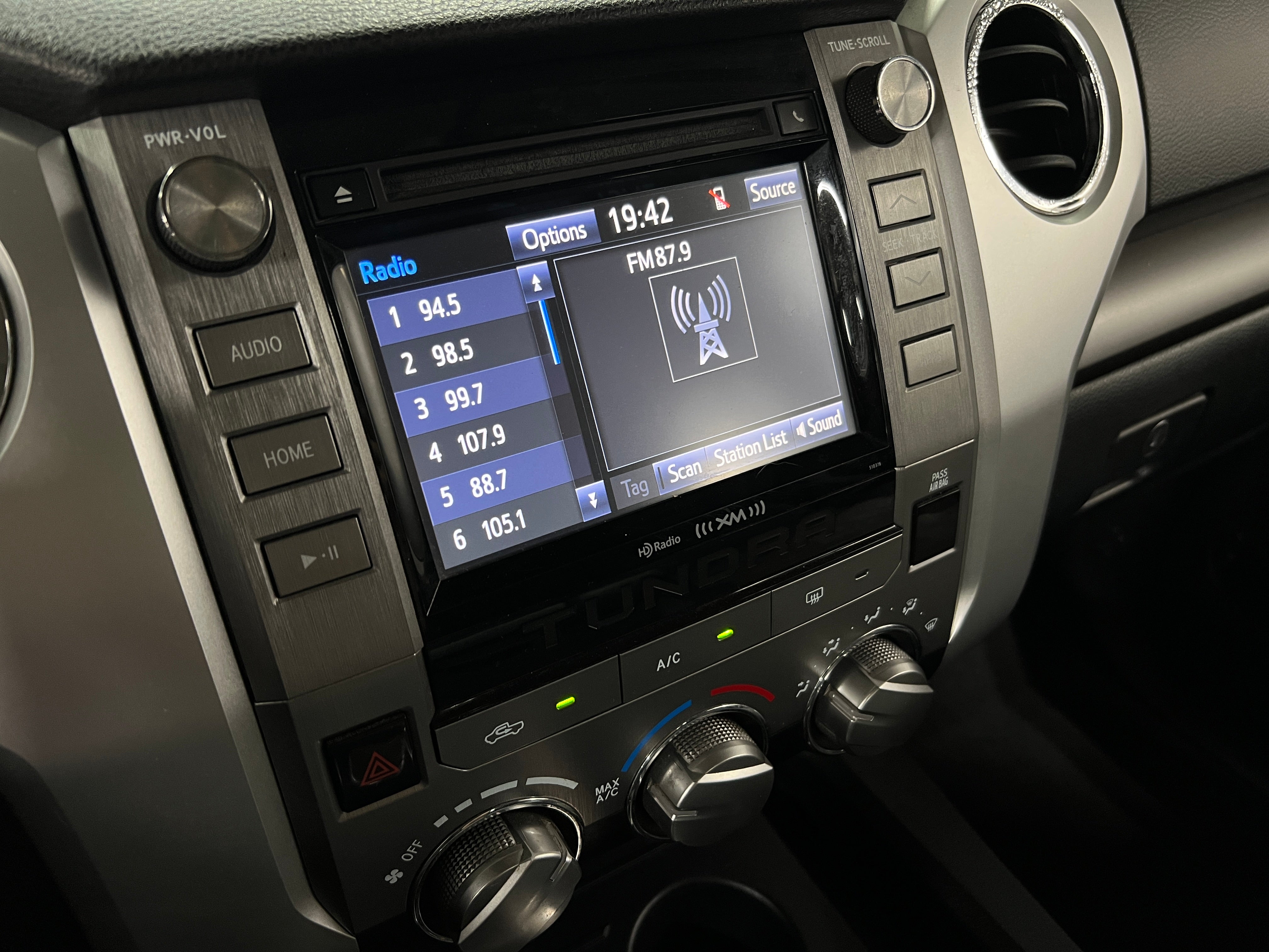 2019 Toyota Tundra SR5 4
