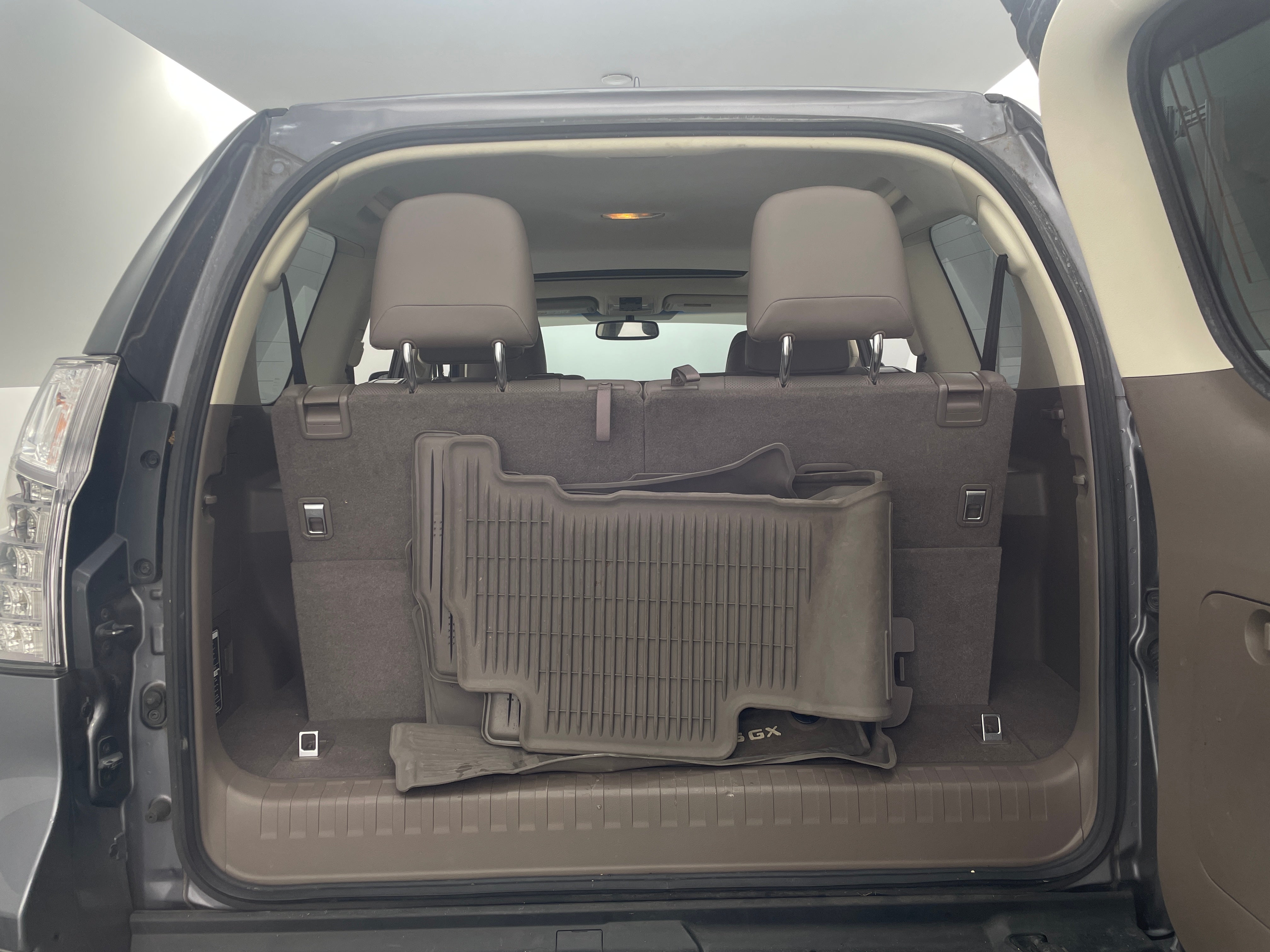 2017 Lexus GX 460 6