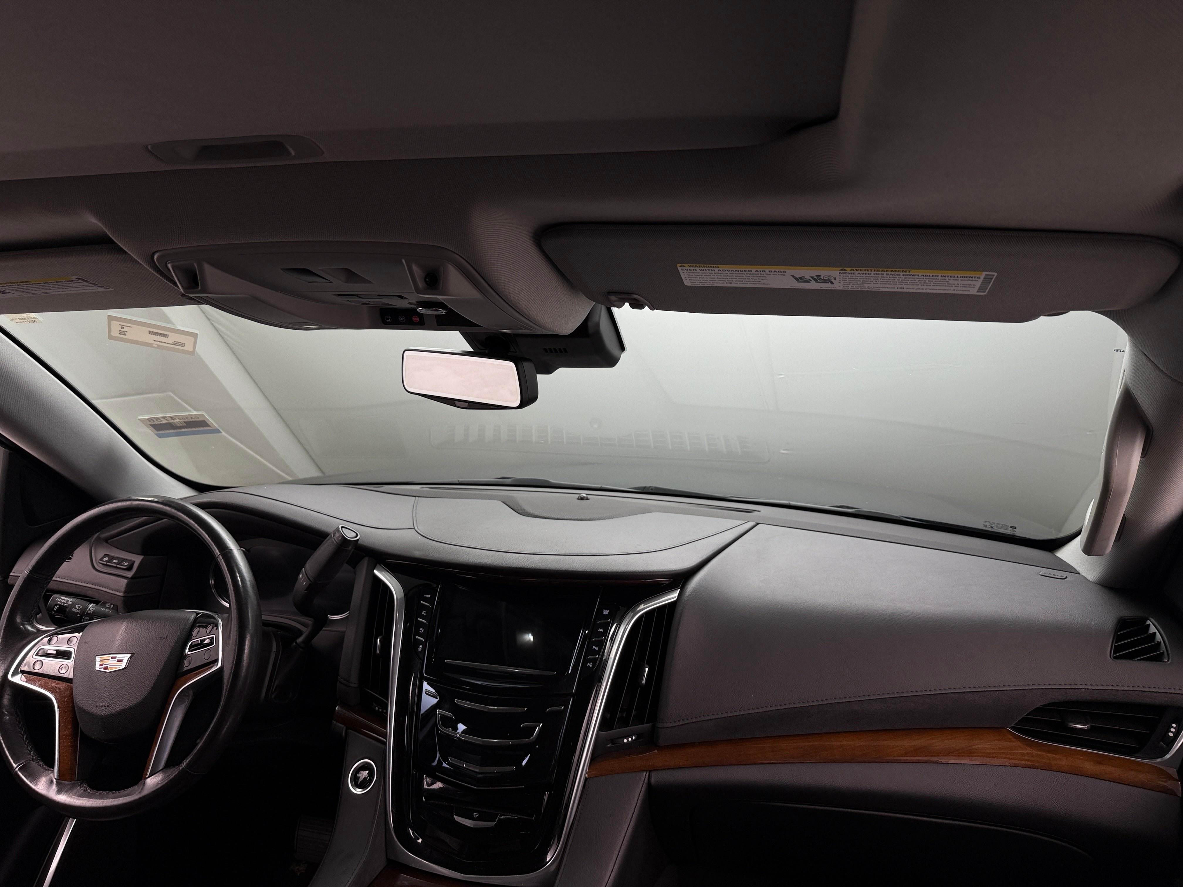 2020 Cadillac Escalade Luxury 2