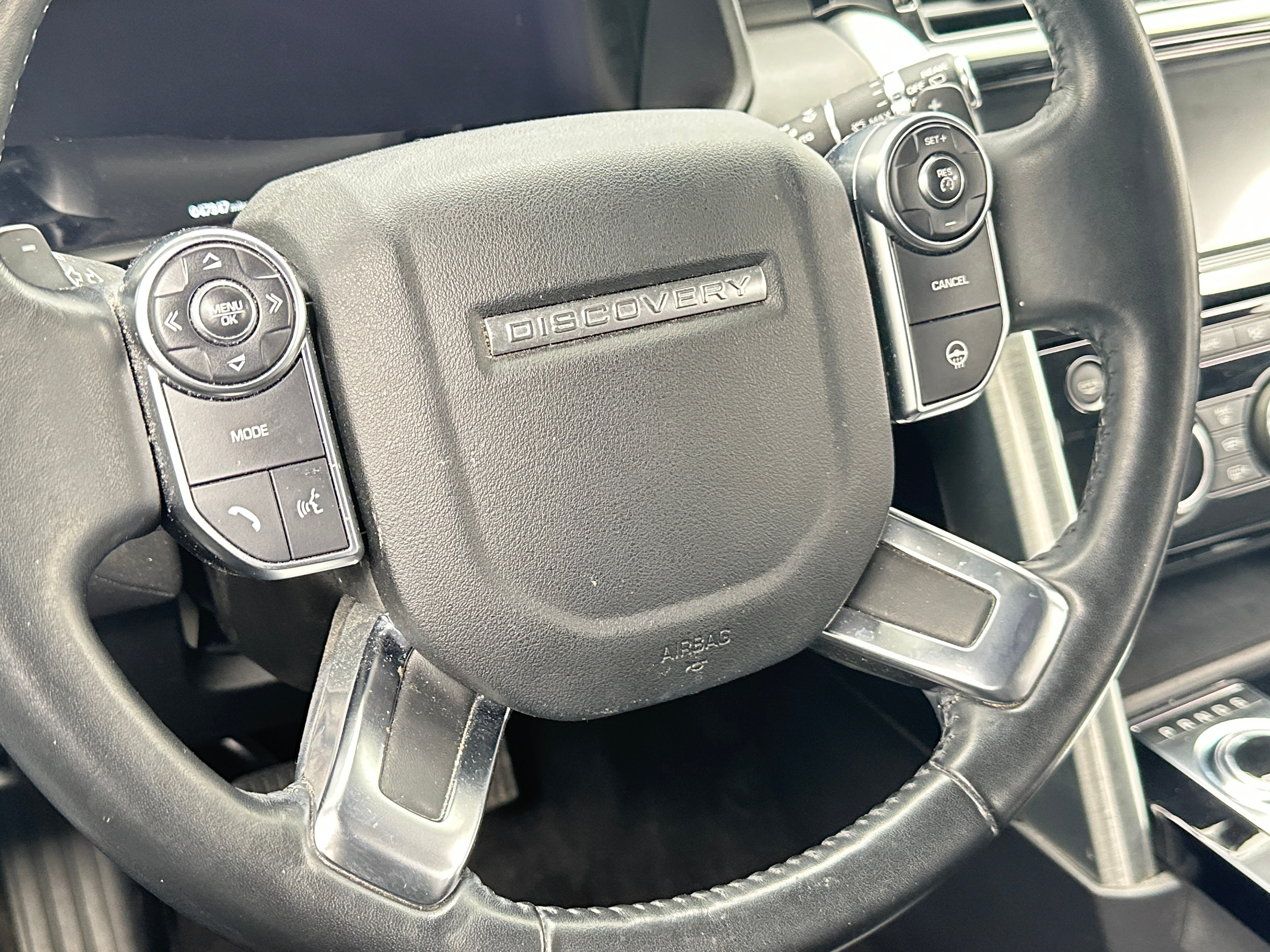 2018 Land Rover Discovery HSE Luxury 4