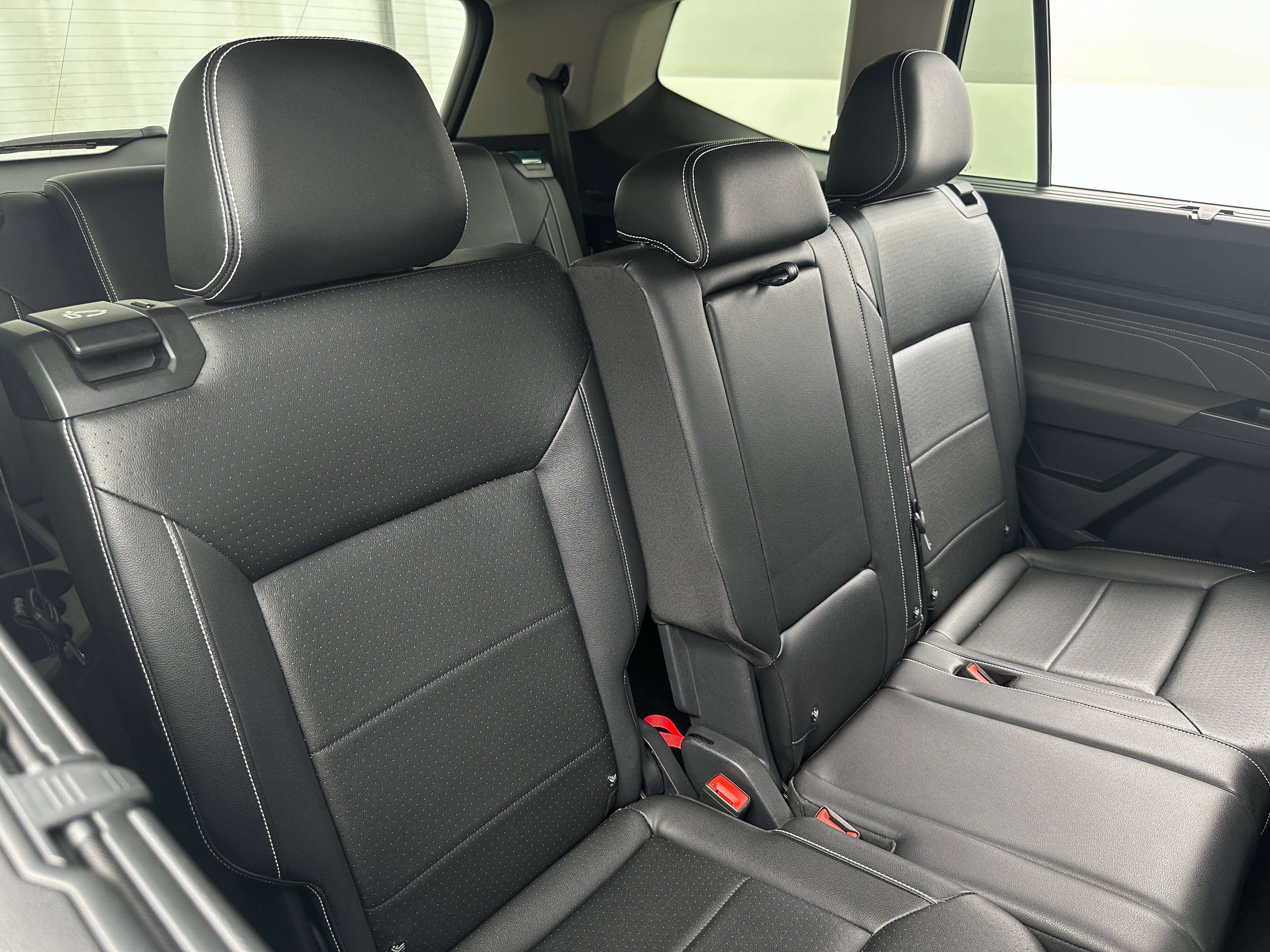 2023 Volkswagen Atlas SE 5