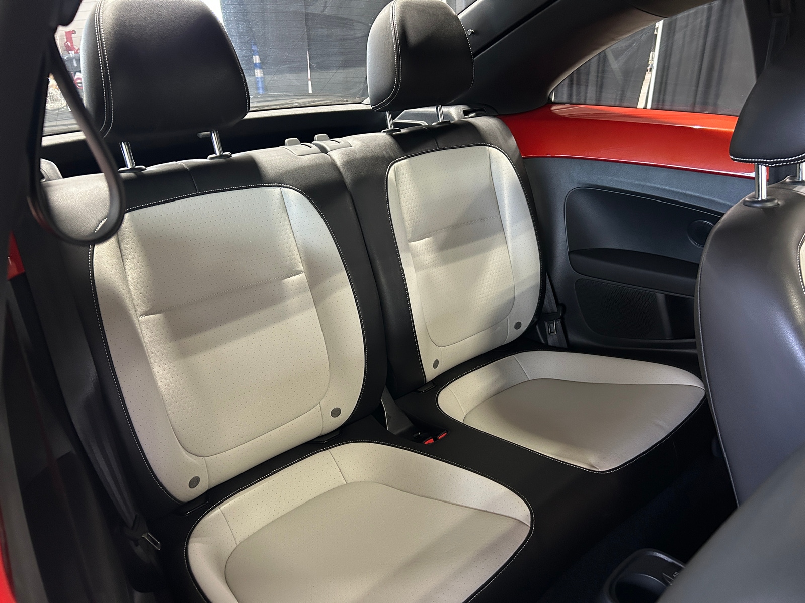 Thumbnail: 2017 Volkswagen Beetle - 5