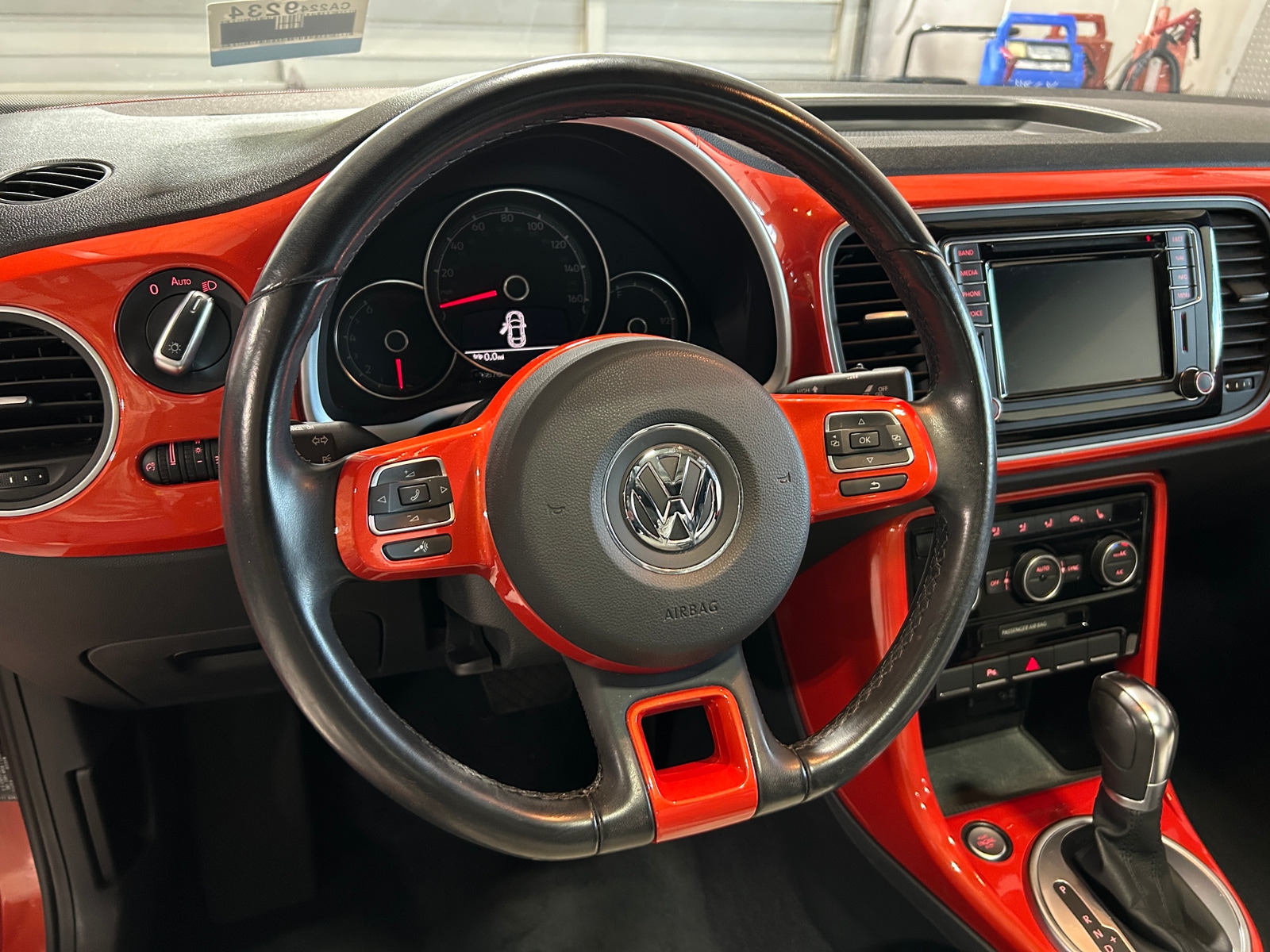 Thumbnail: 2017 Volkswagen Beetle - 4