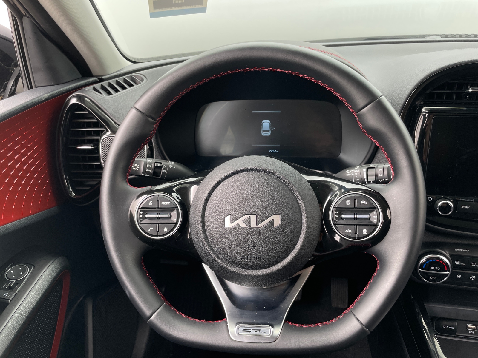 Thumbnail: 2024 Kia Soul - 5