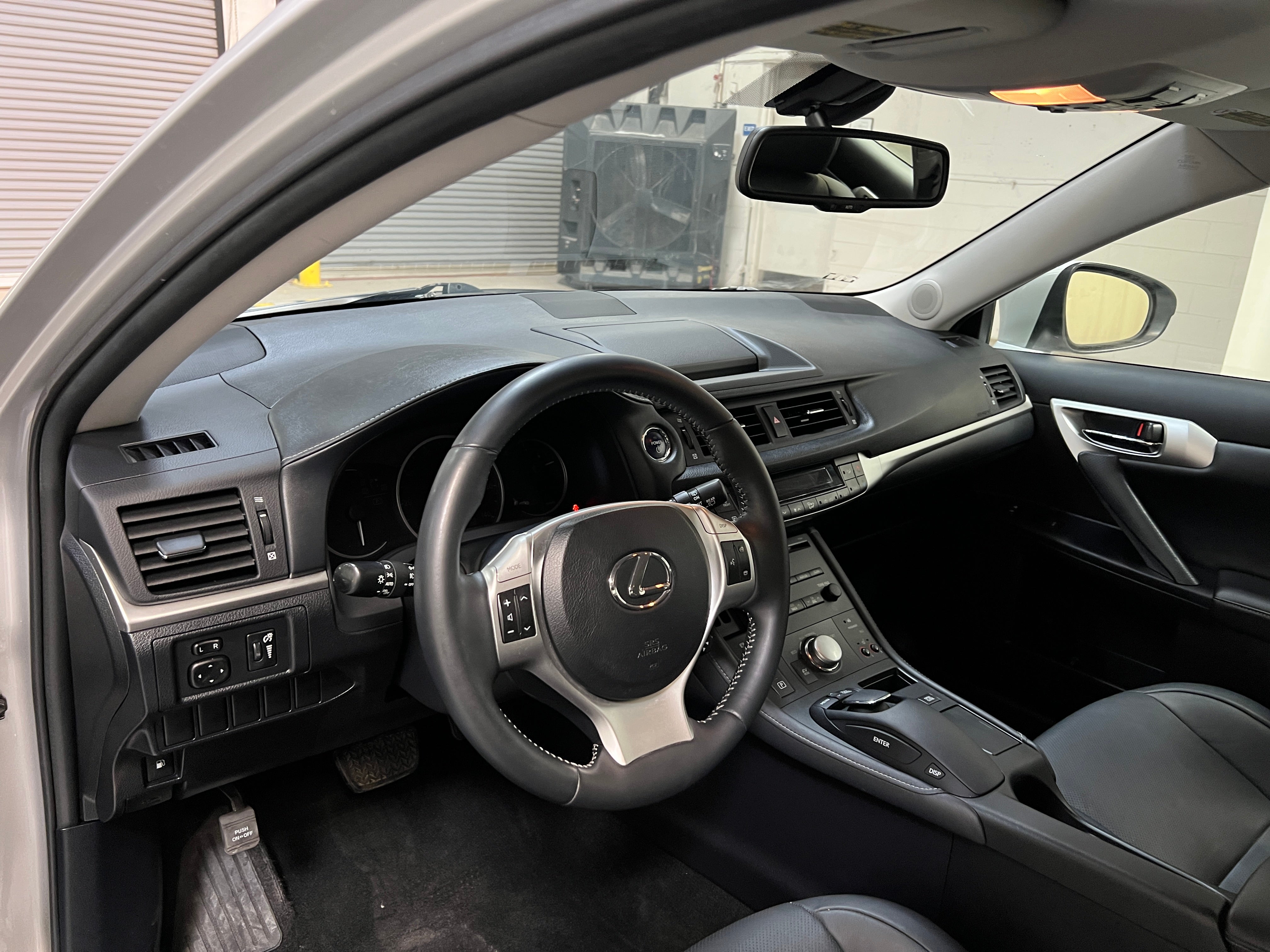 2012 Lexus CT 200h 2