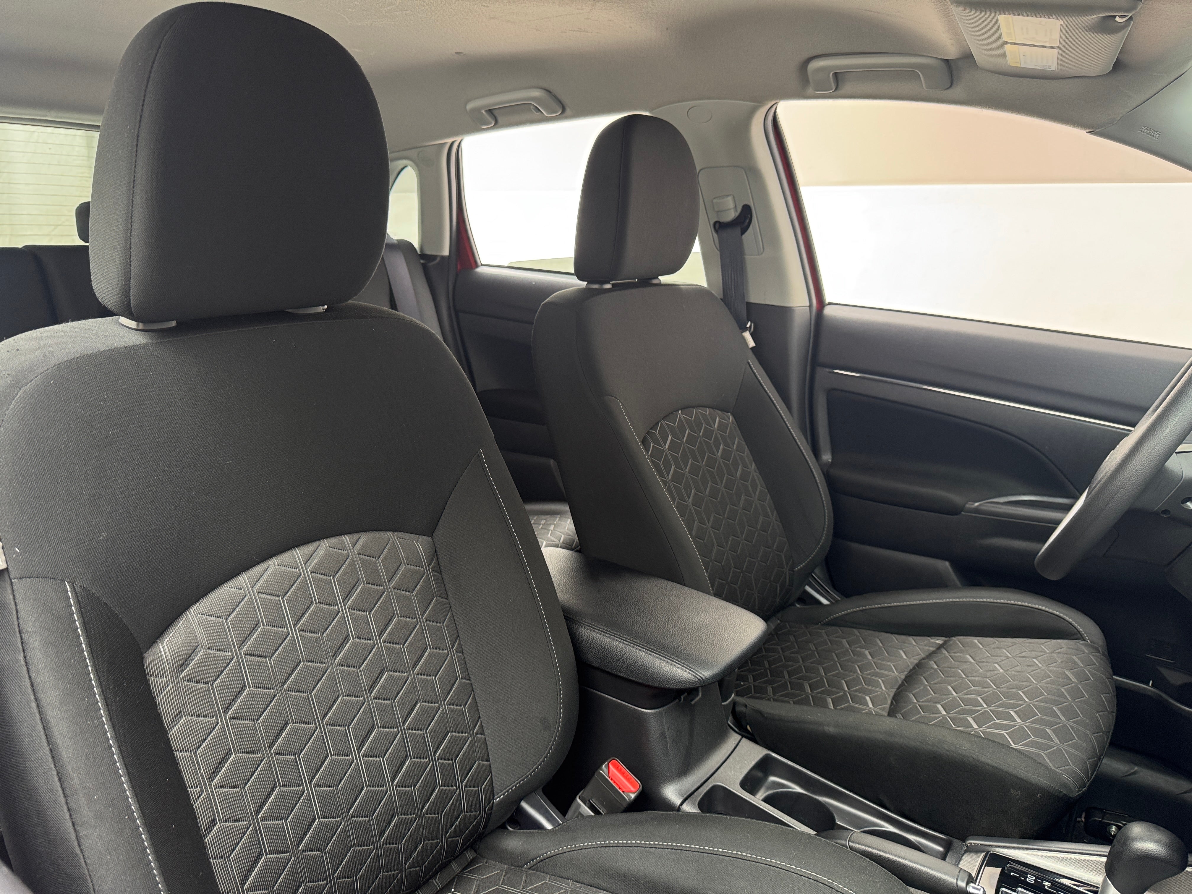 2024 Mitsubishi Outlander Sport ES 2