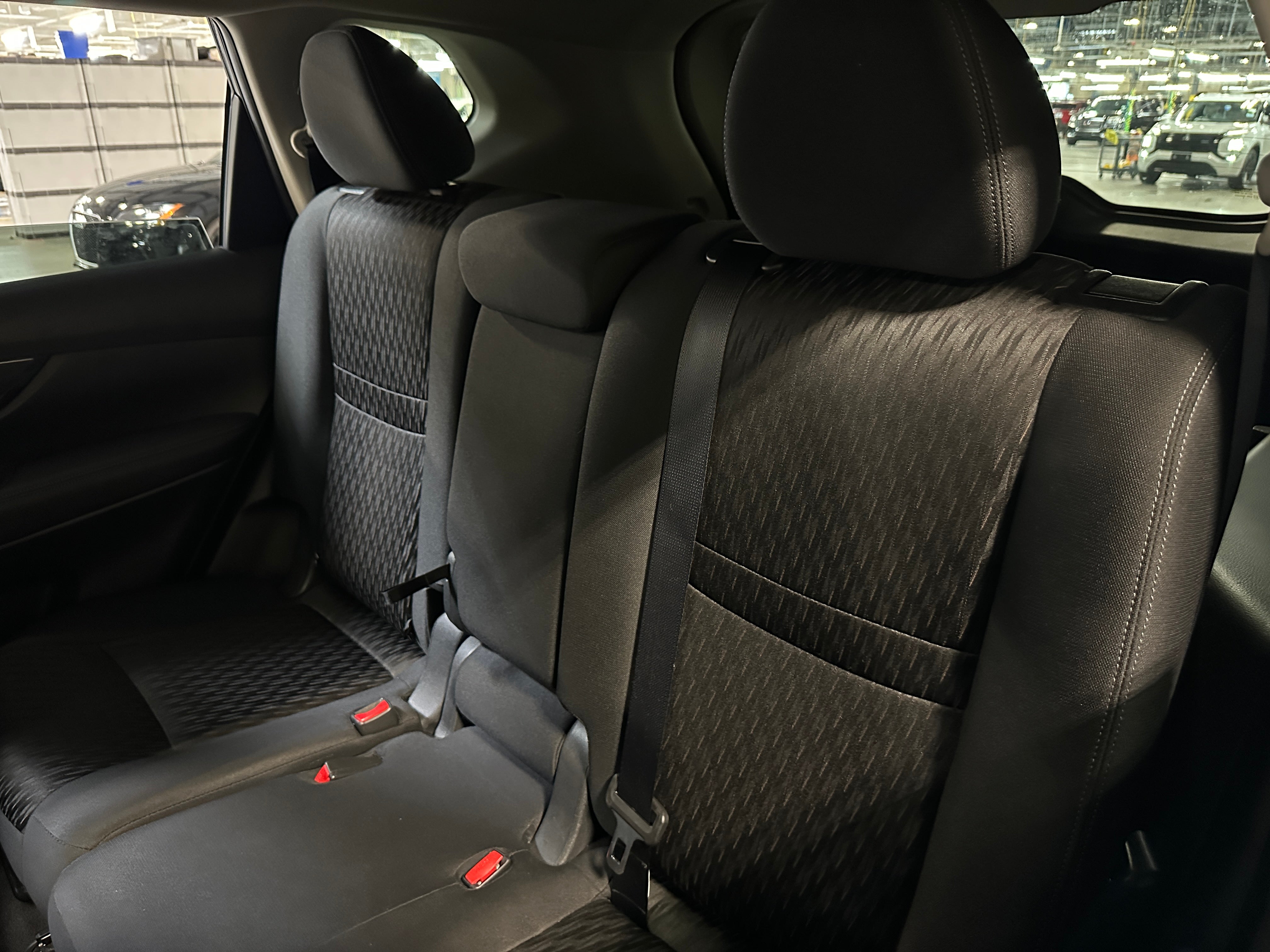 2018 Nissan Rogue SV 6