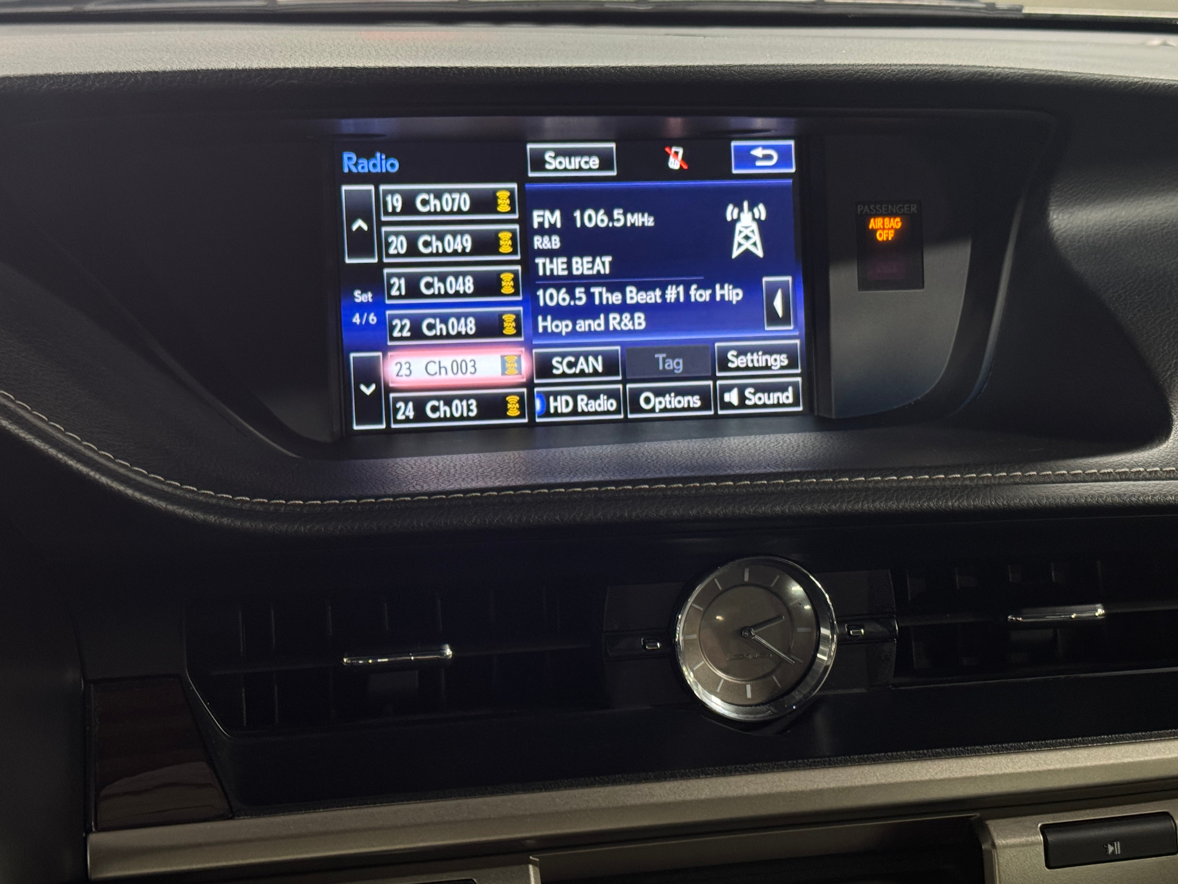 2016 Lexus ES Hybrid 300h 3