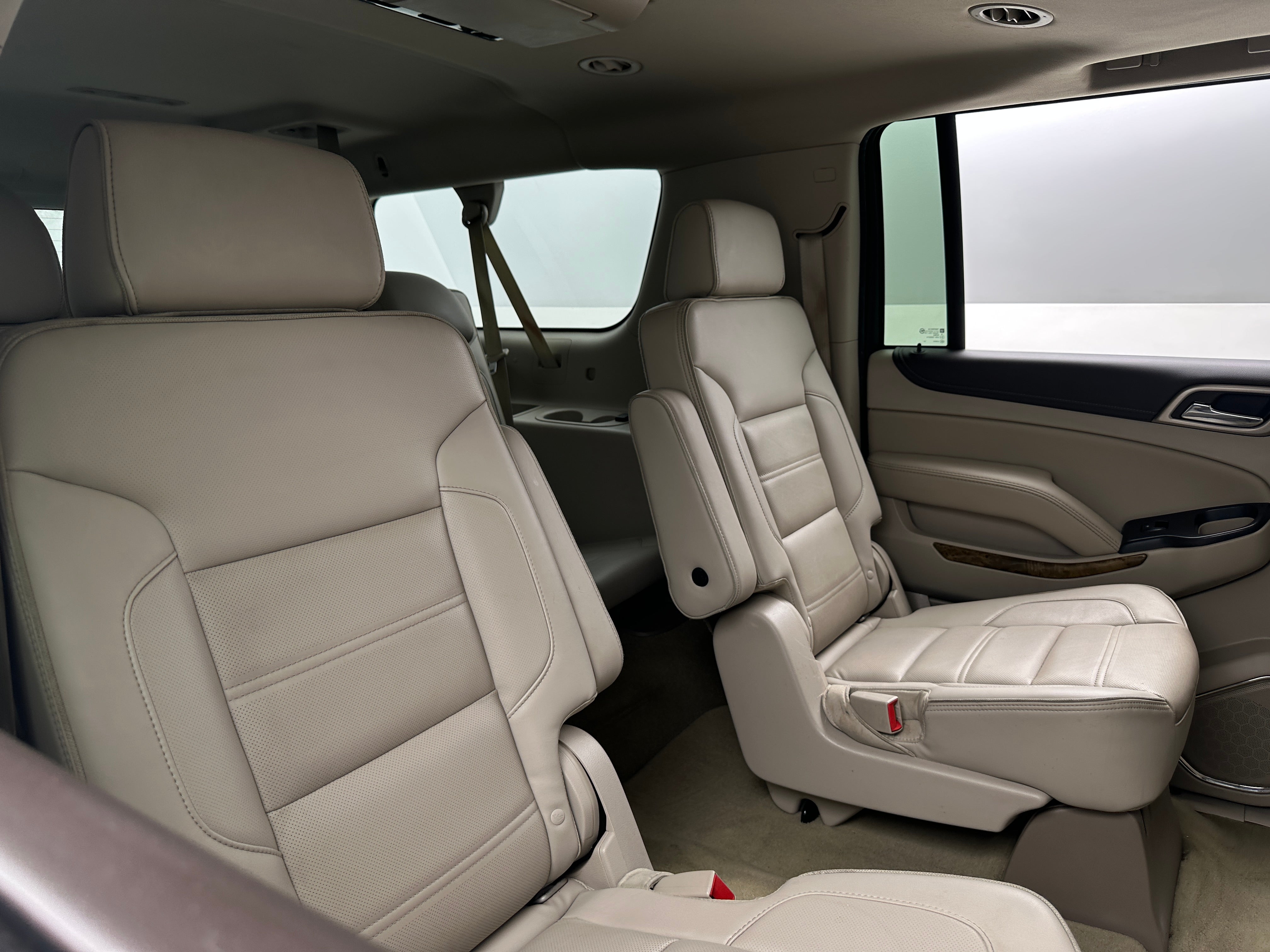 2017 GMC Yukon XL Denali 5