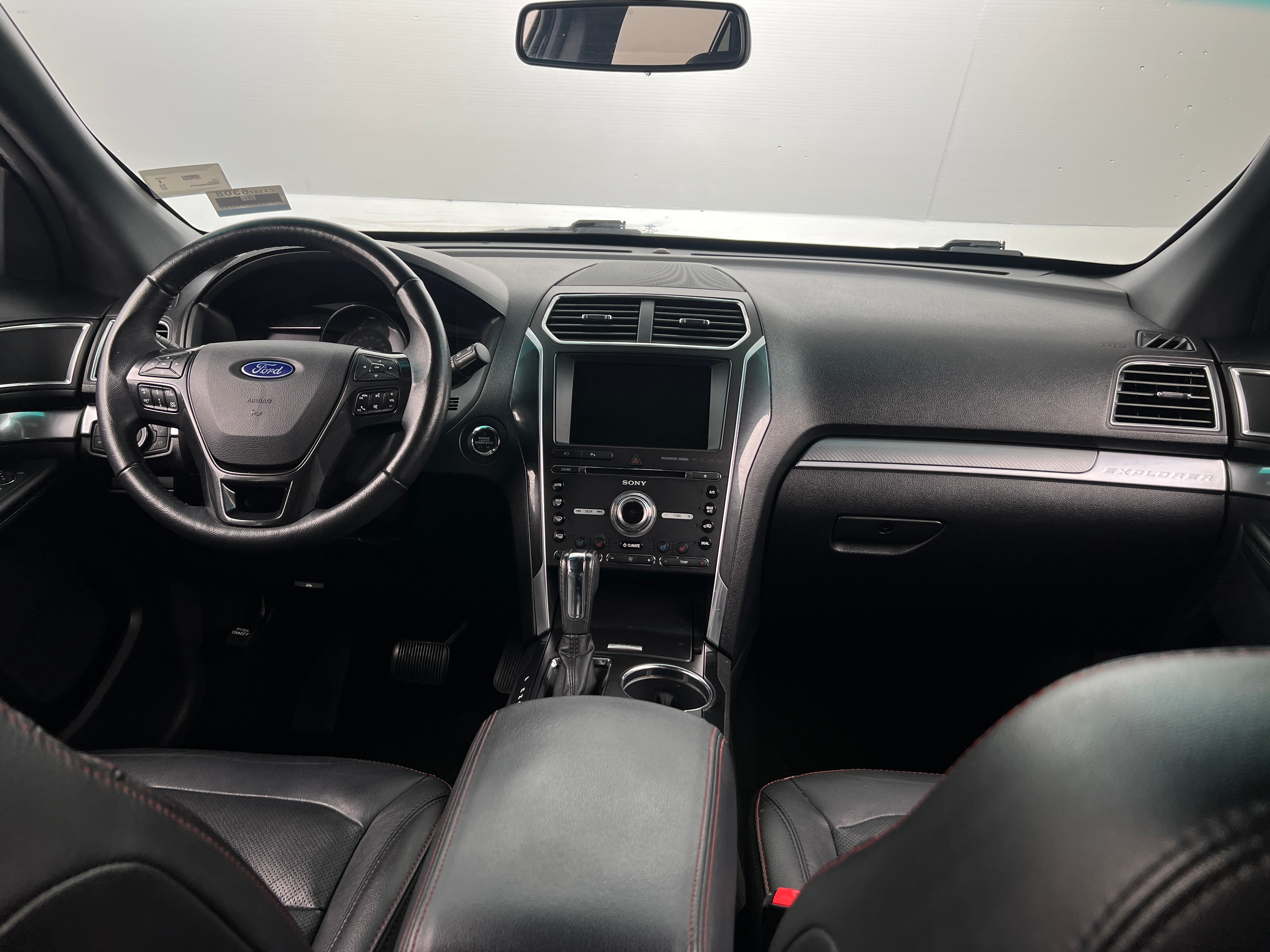 2017 Ford Explorer Sport 2