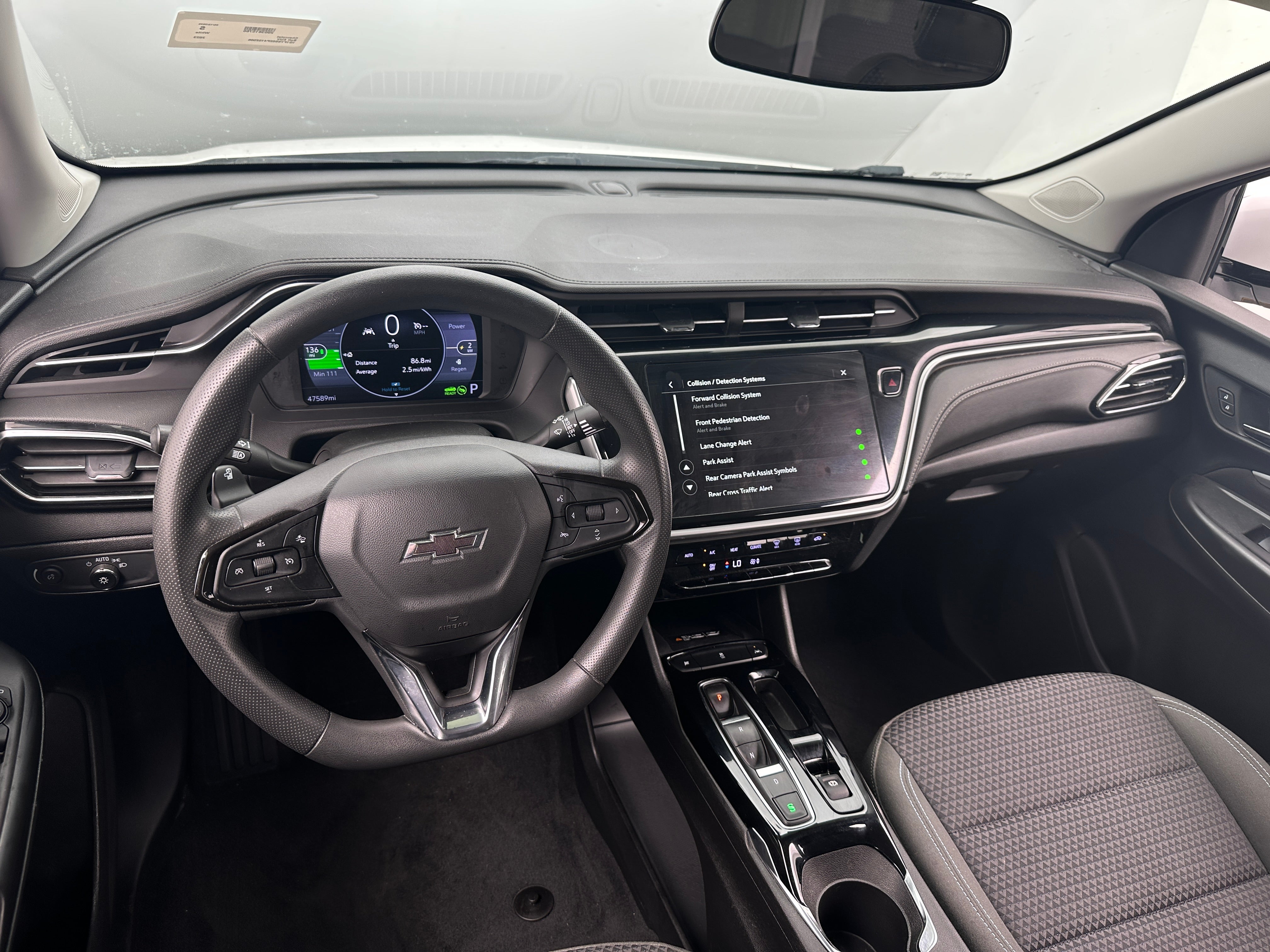 Thumbnail: 2023 Chevrolet Bolt EUV - 3