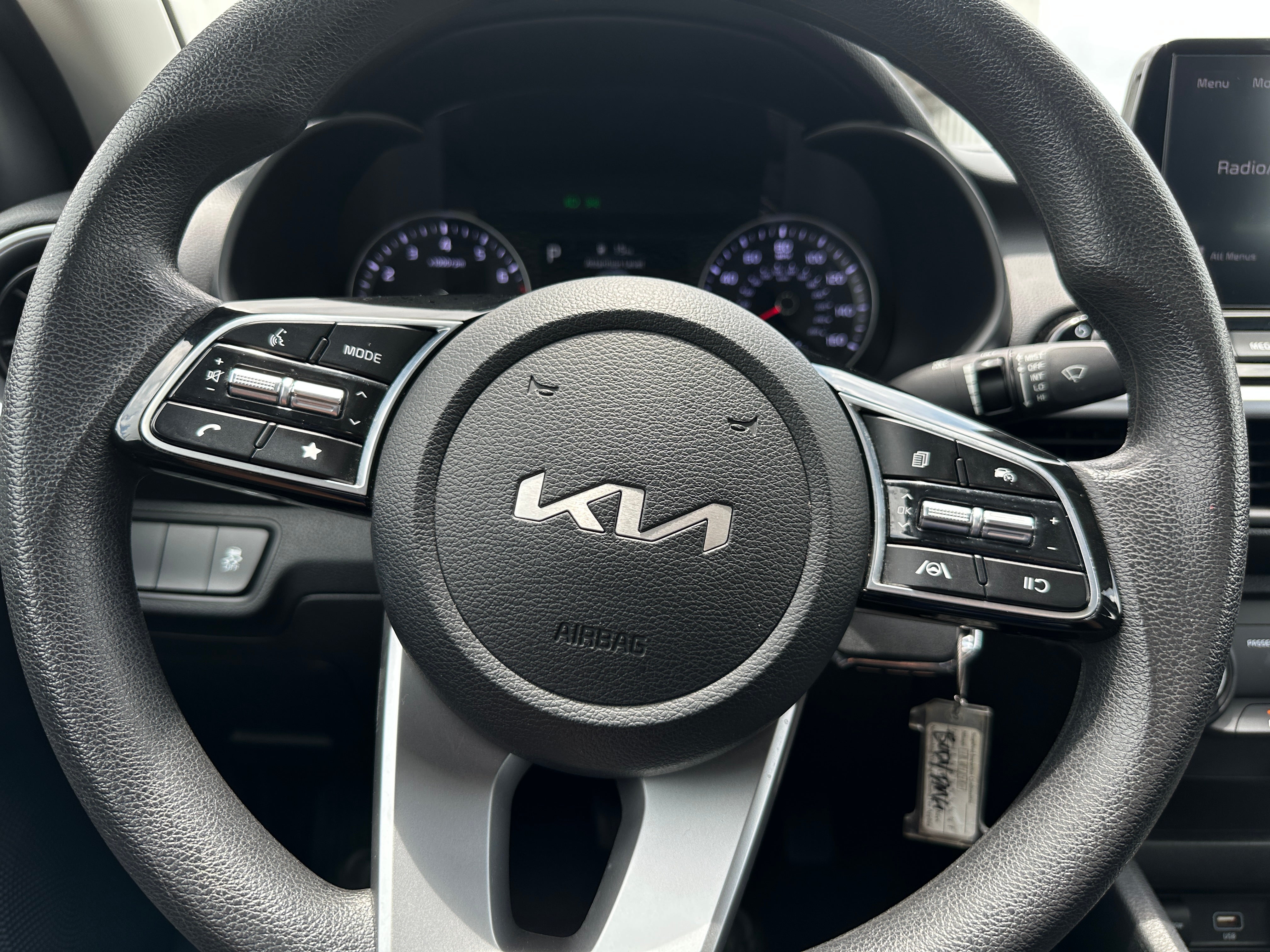 Thumbnail: 2023 Kia Forte - 5