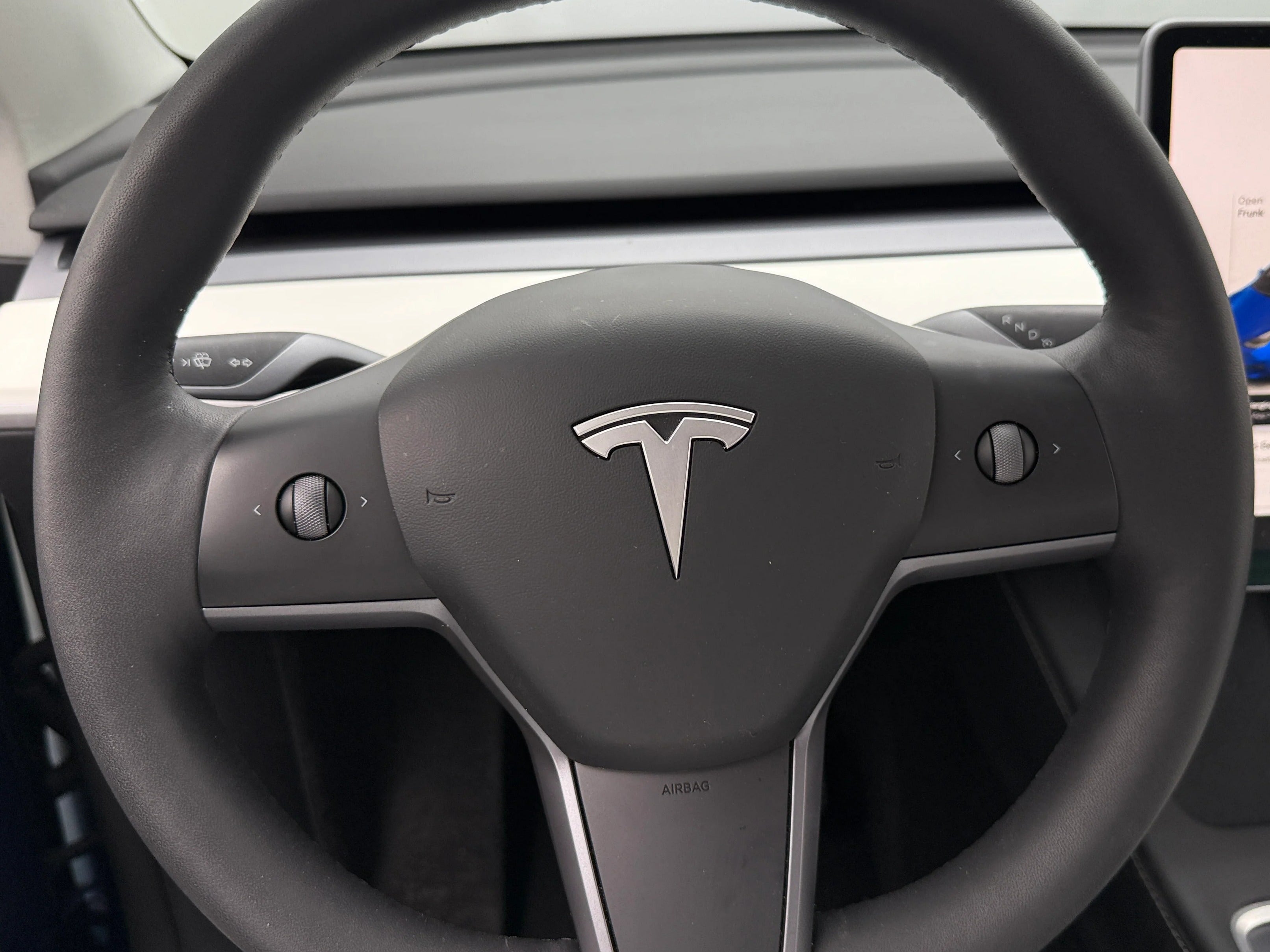 2022 Tesla Model Y Long Range 4