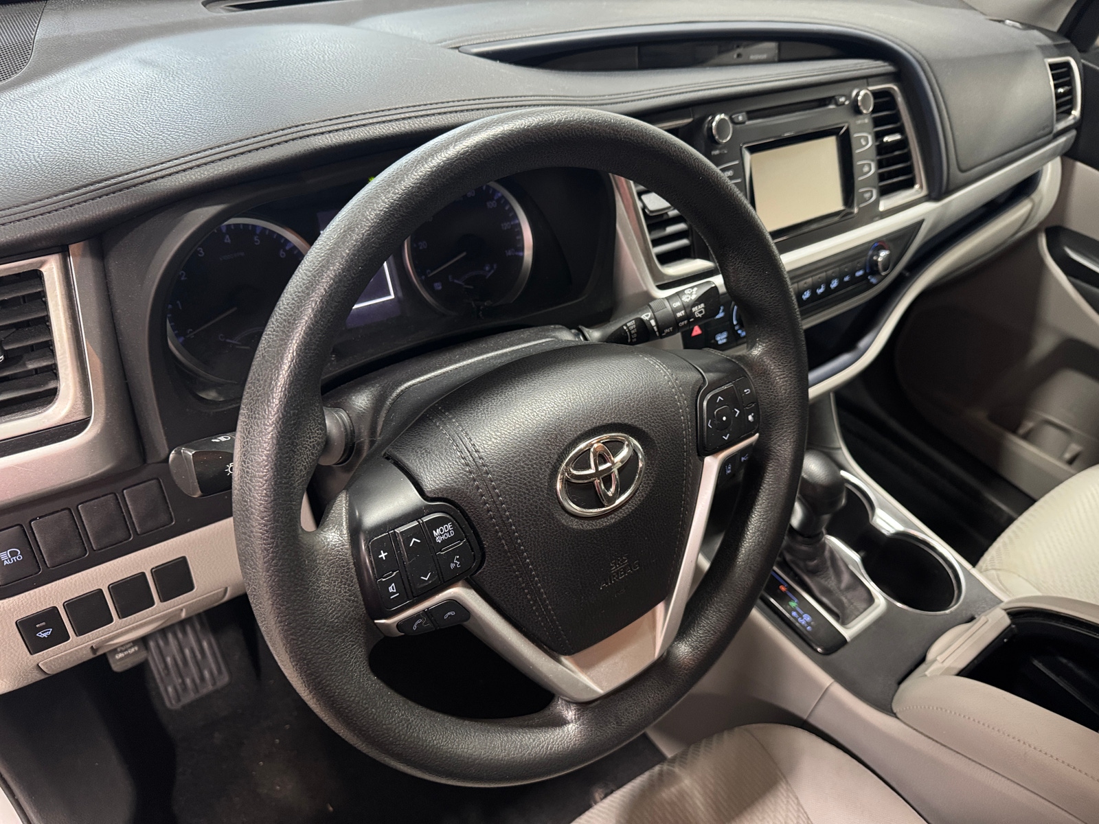 Thumbnail: 2018 Toyota Highlander - 3
