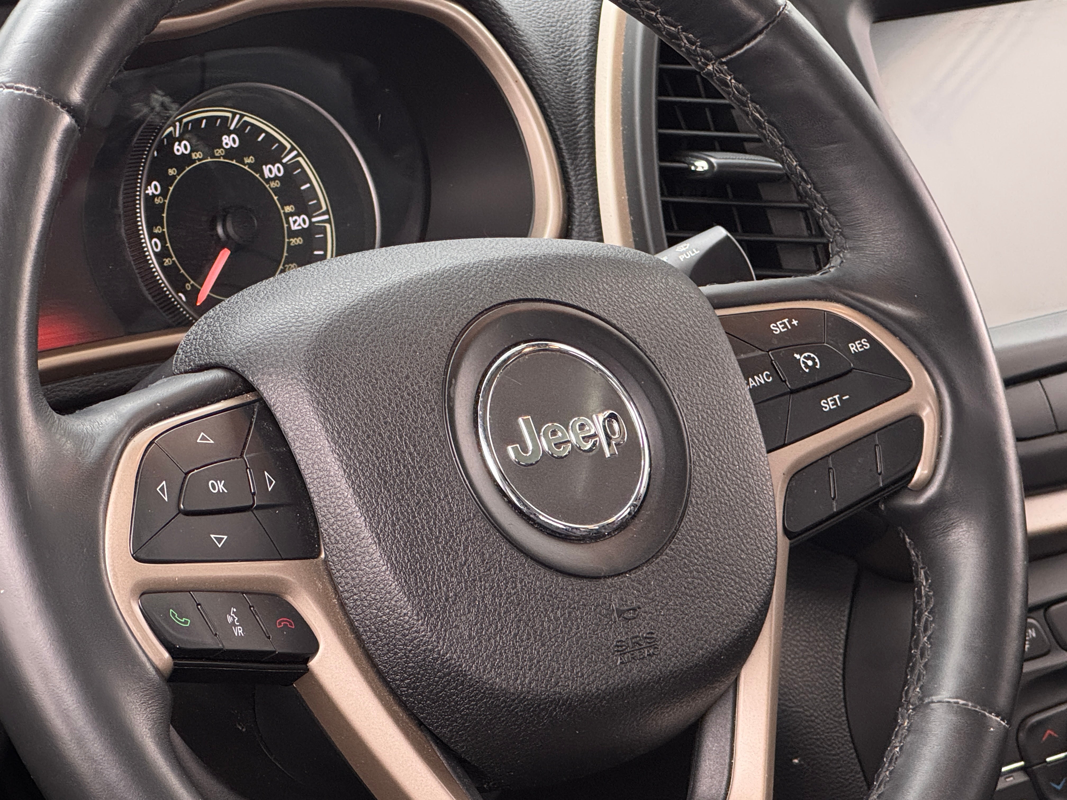 2014 Jeep Cherokee Limited Edition 4