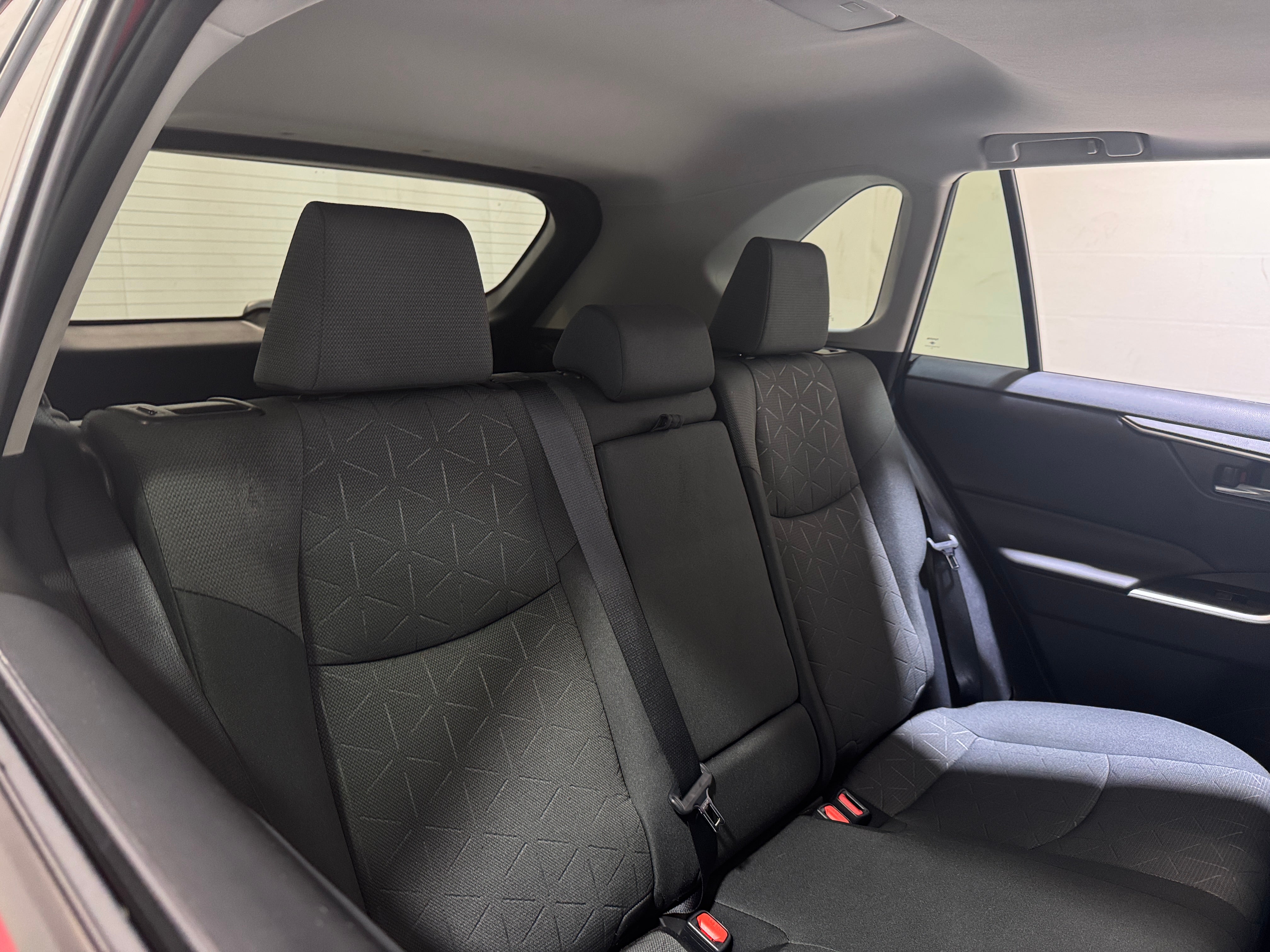 2022 Toyota RAV4 XLE 6