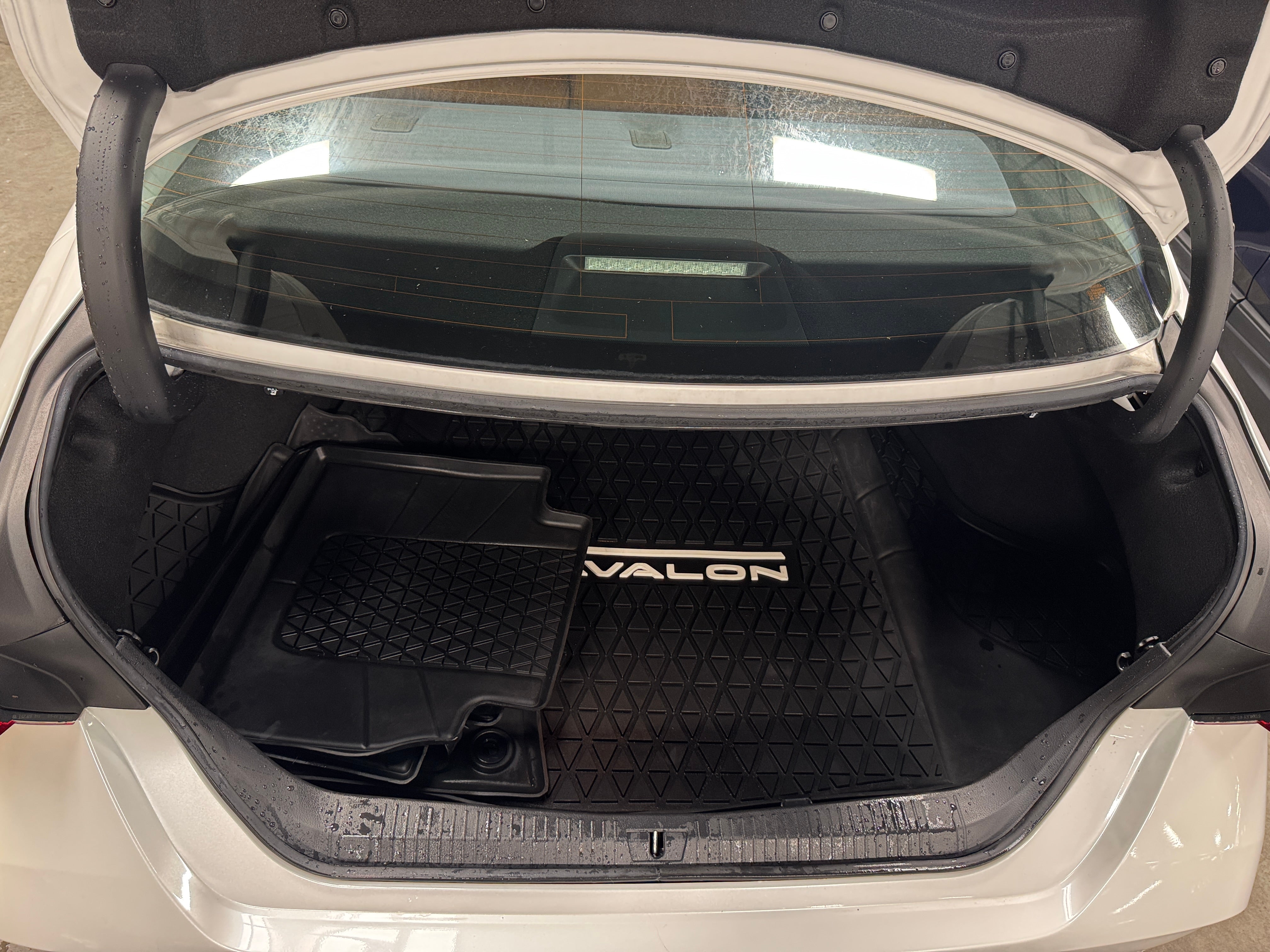 2019 Toyota Avalon Limited 7