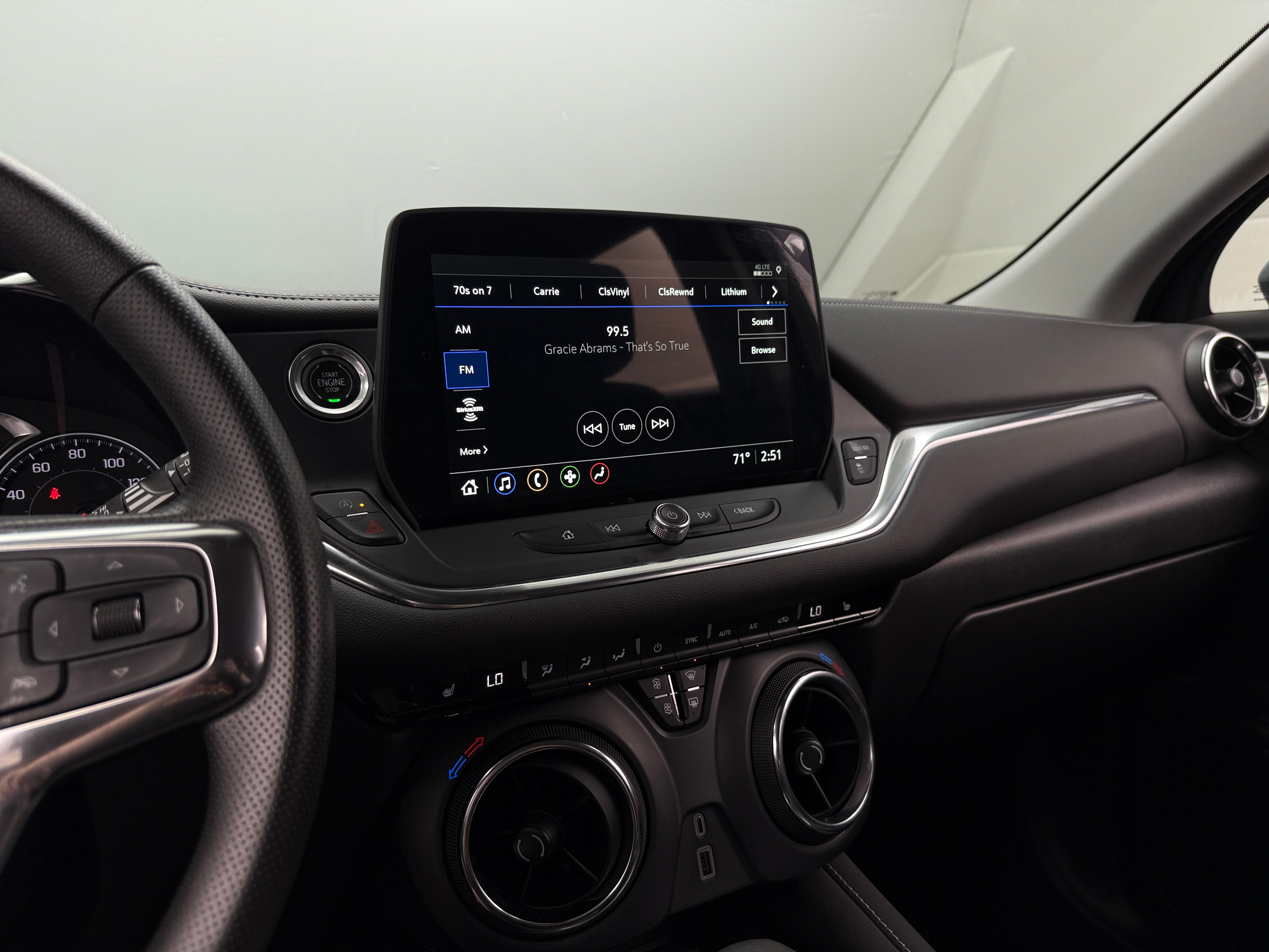 2023 Chevrolet Blazer  4