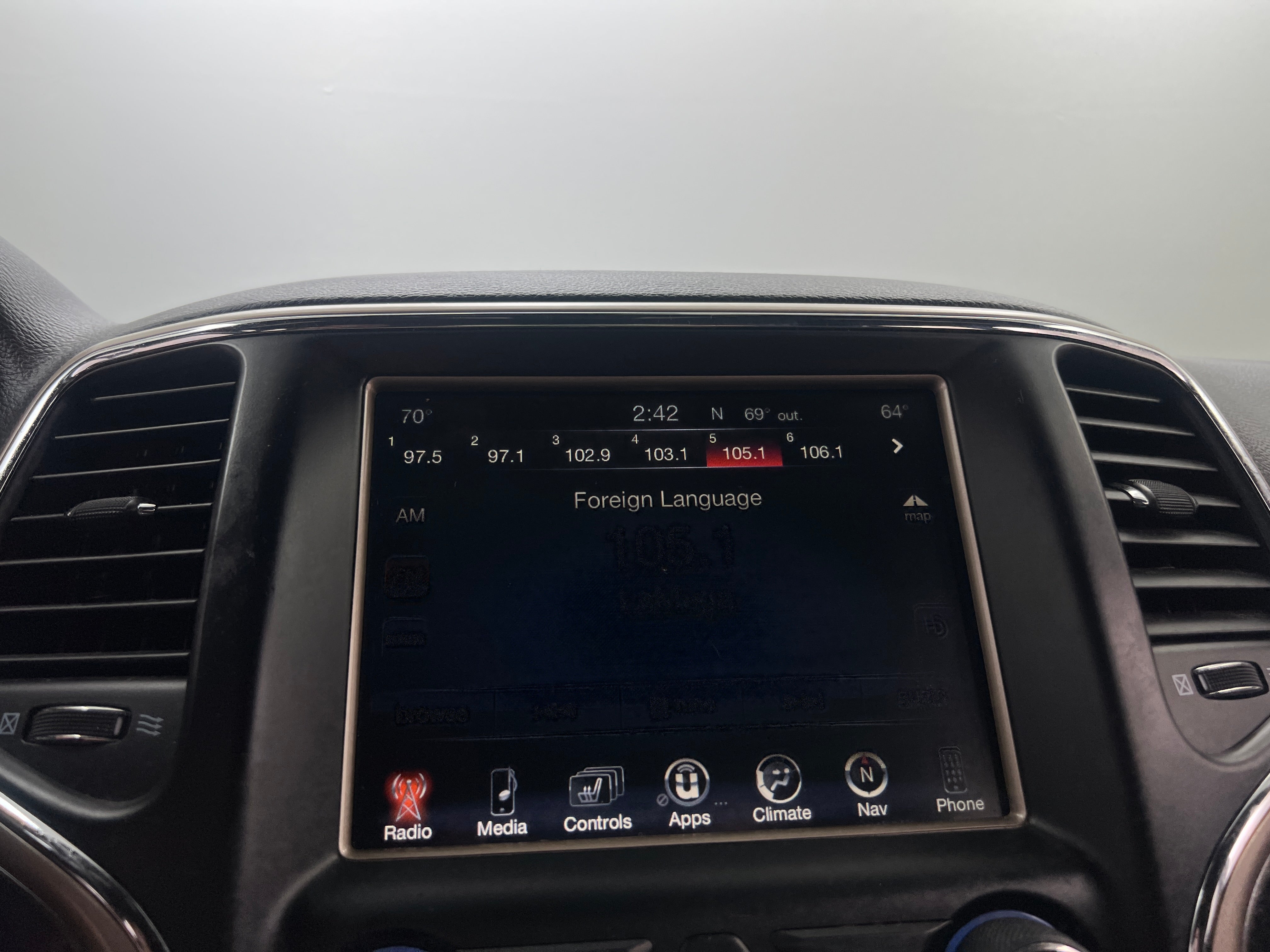 2015 Jeep Grand Cherokee Limited Edition 3