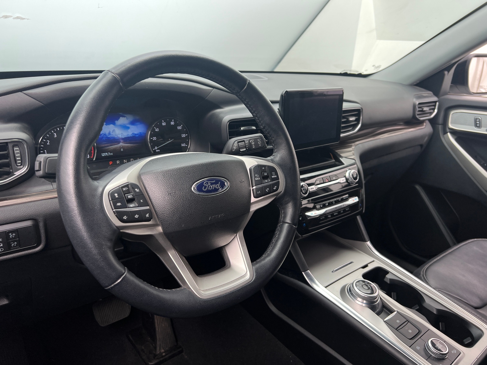 Thumbnail: 2023 Ford Explorer - 4
