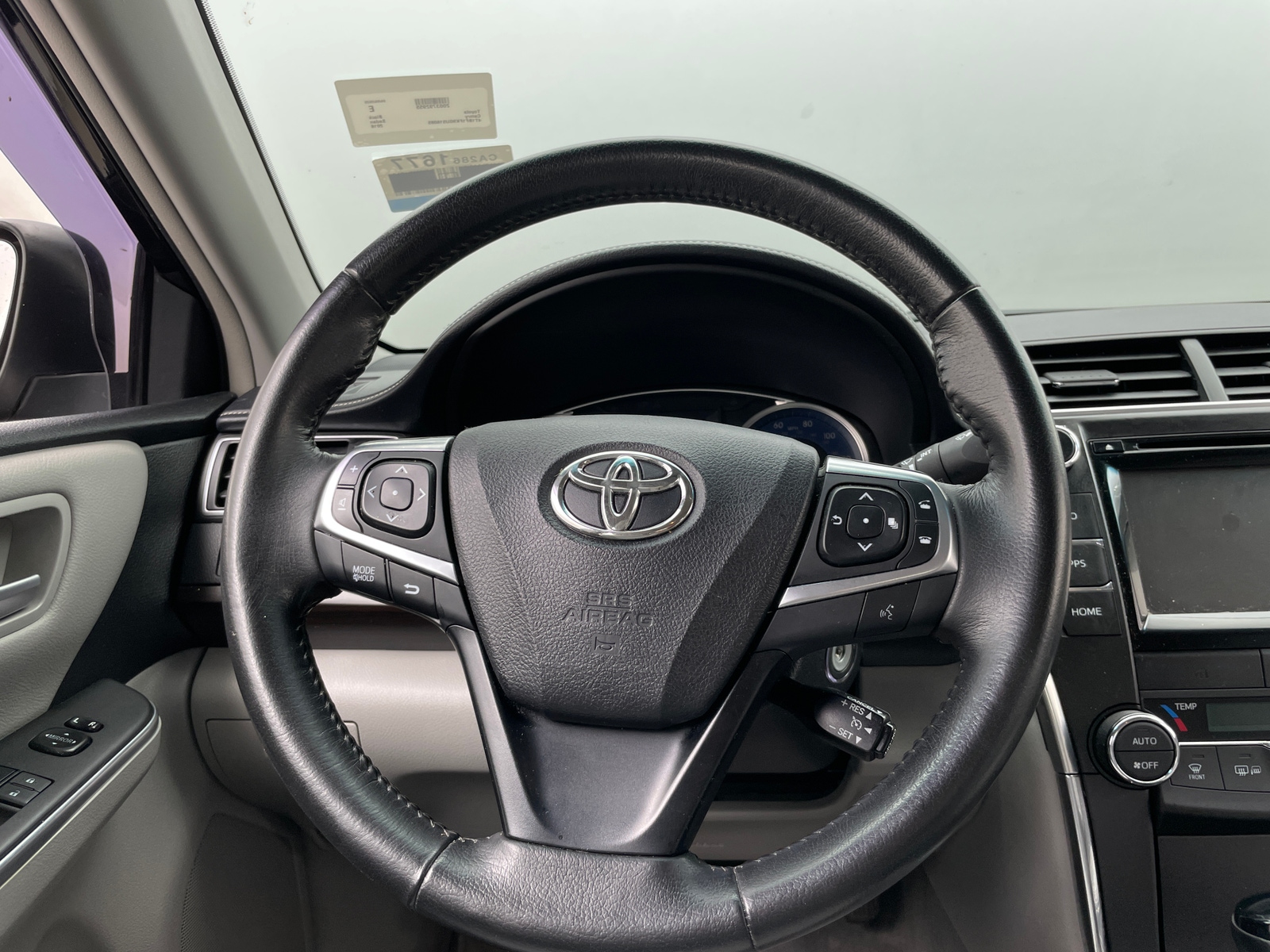 Thumbnail: 2016 Toyota Camry - 4