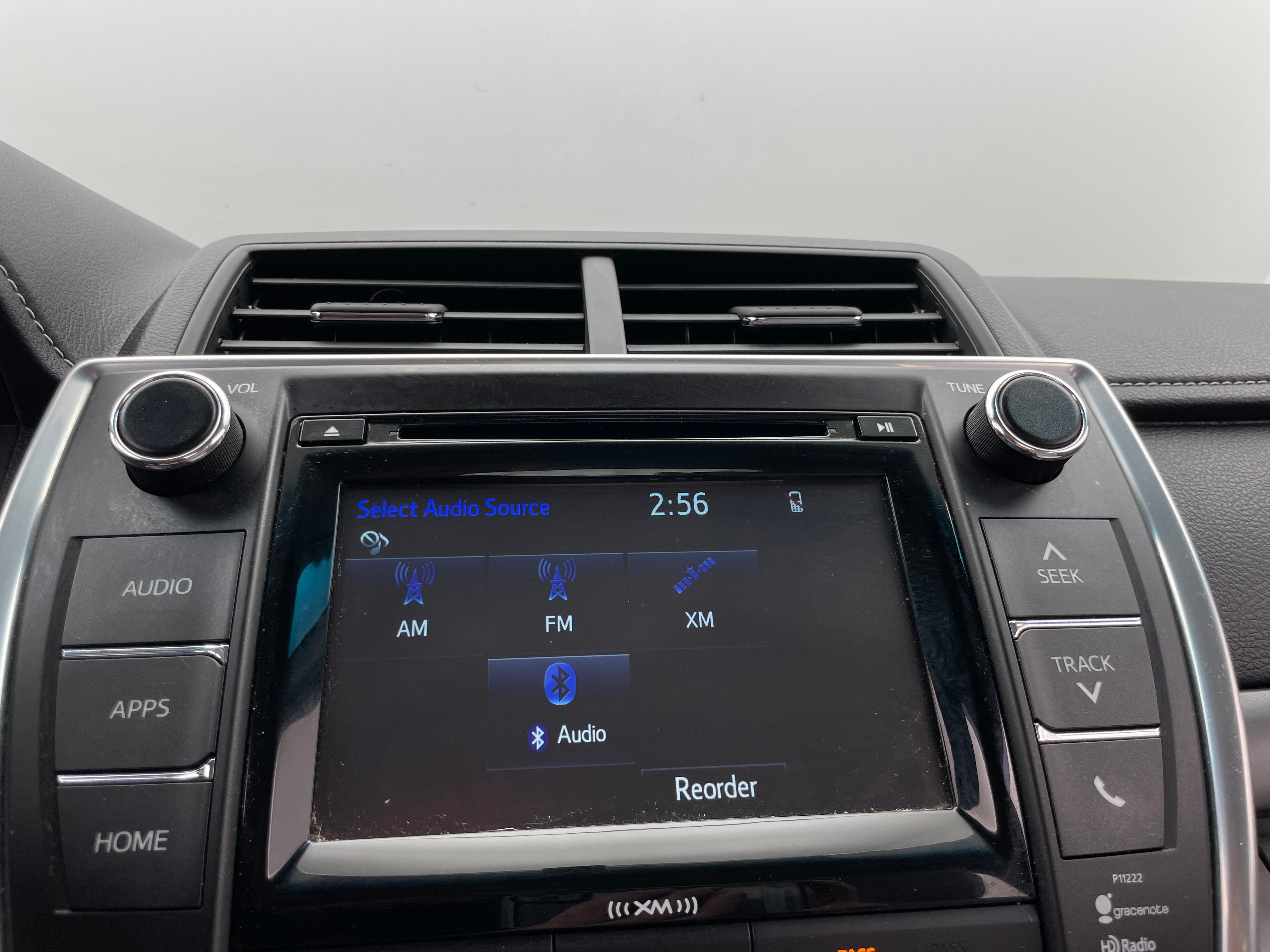 2016 Toyota Camry XLE 3