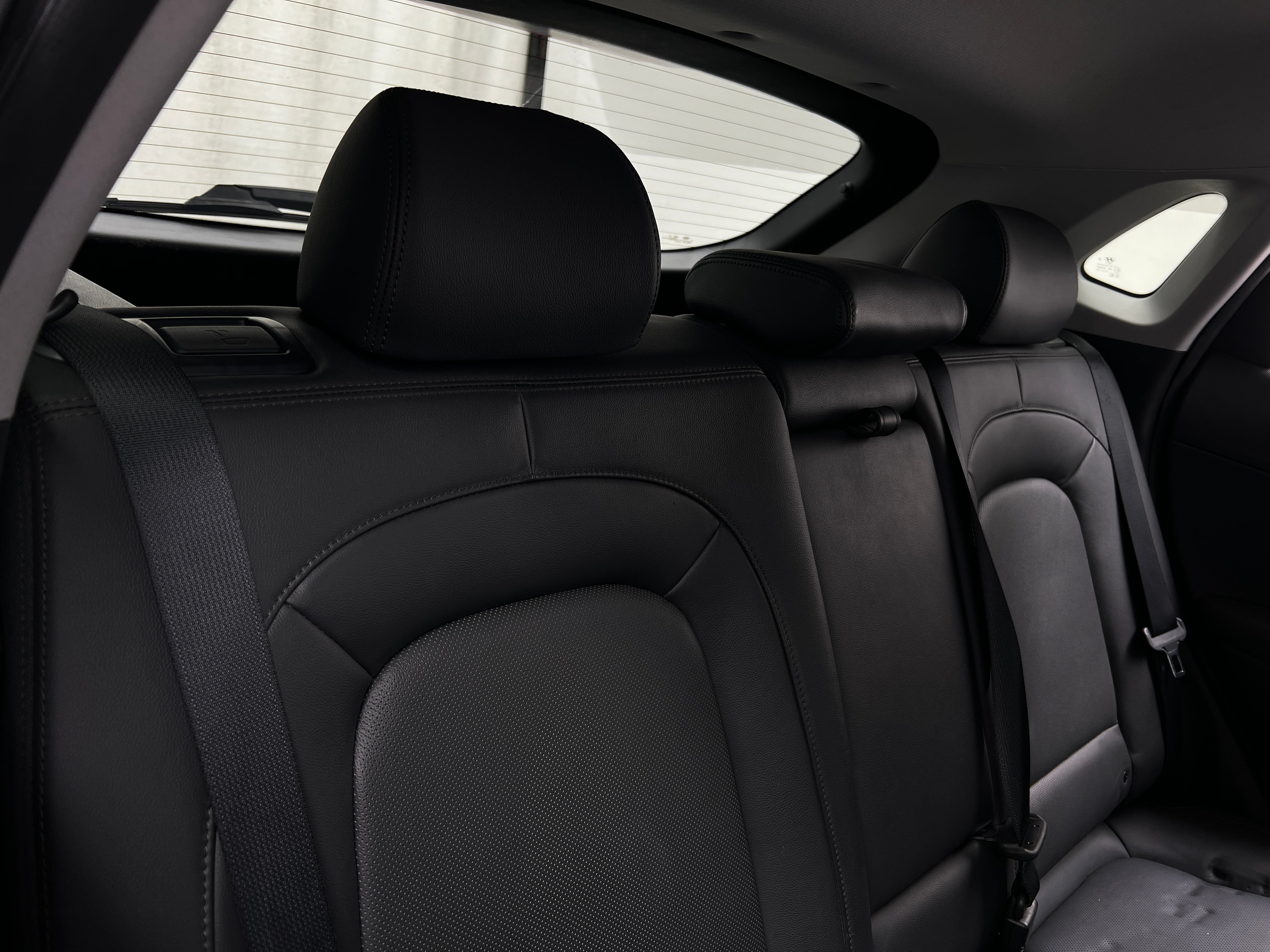 2022 Hyundai Kona Limited 5