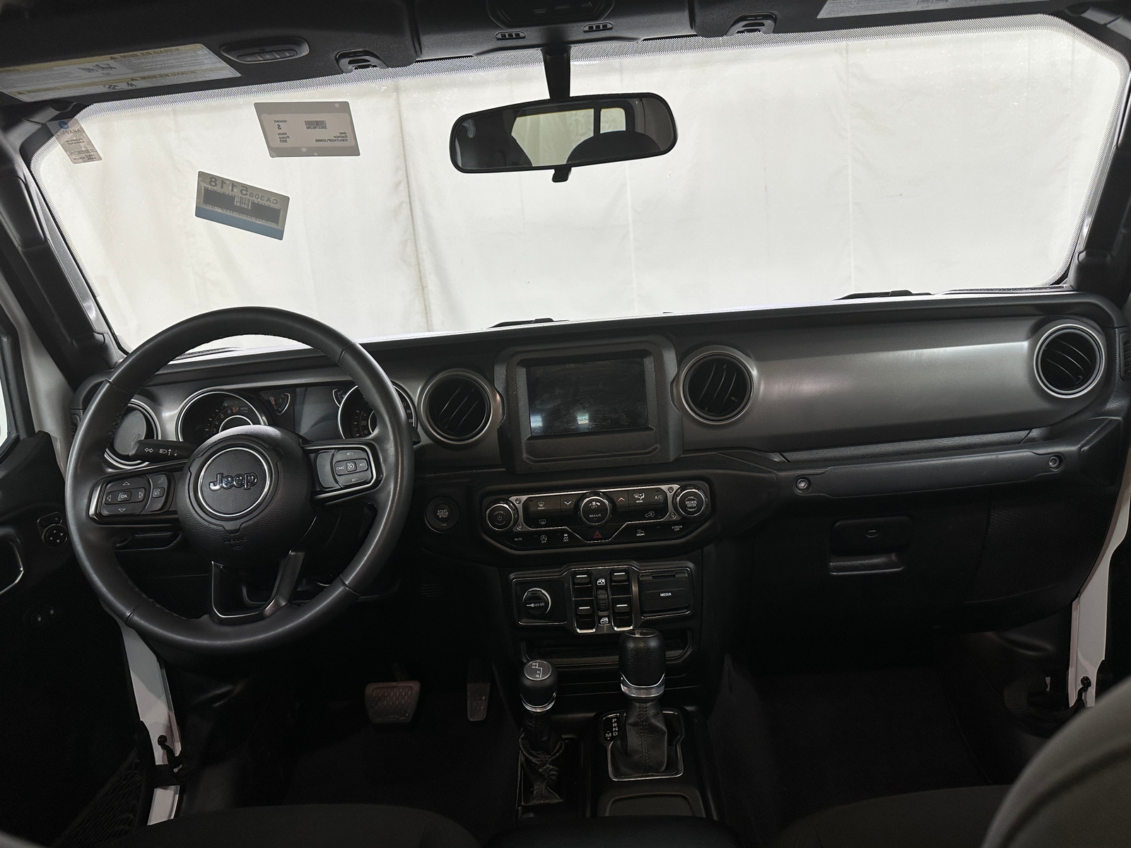 Thumbnail: 2023 Jeep Gladiator - 3