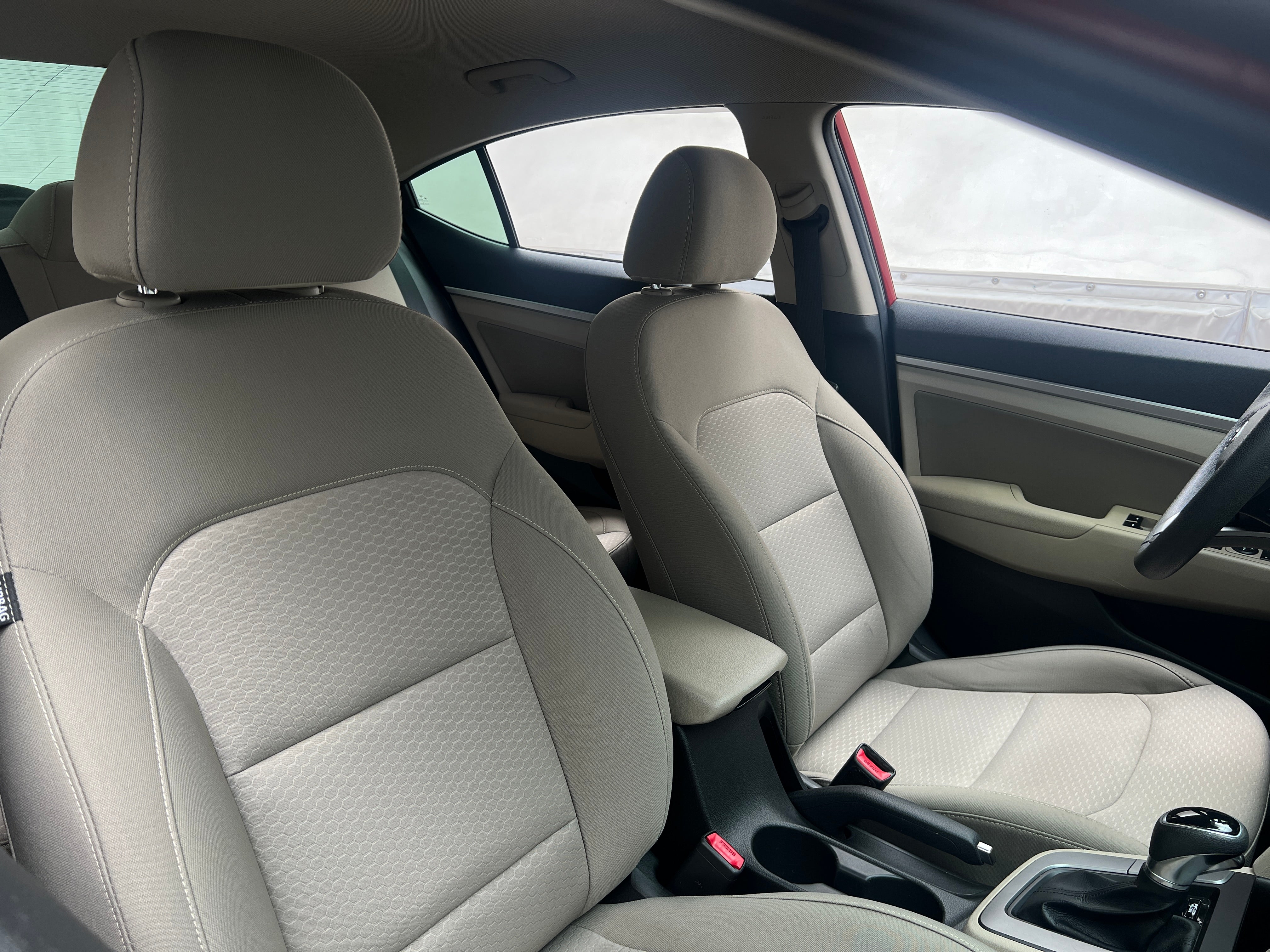 2020 Hyundai Elantra SEL 2