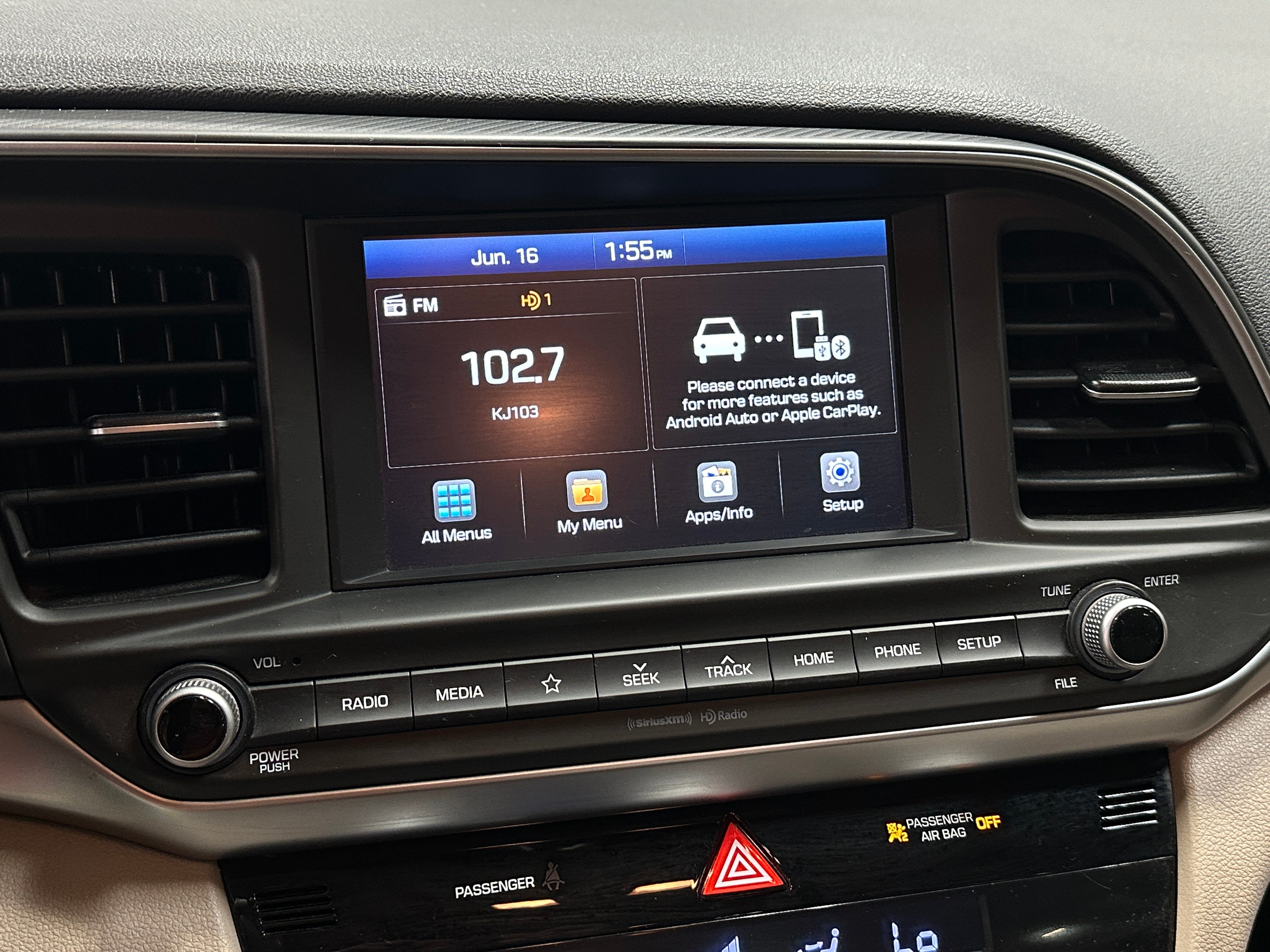 2020 Hyundai Elantra SEL 4