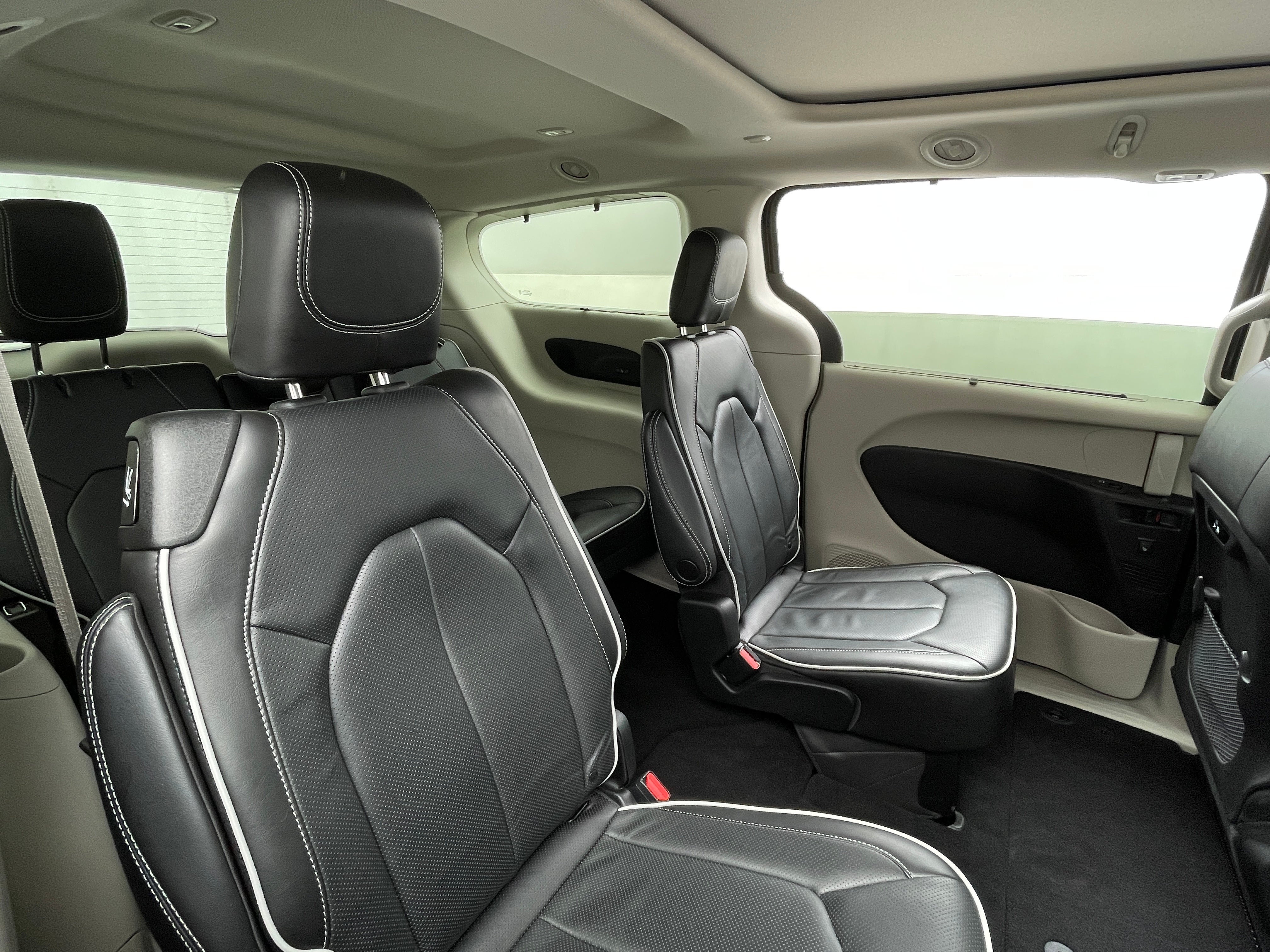 2022 Chrysler Pacifica Limited 5
