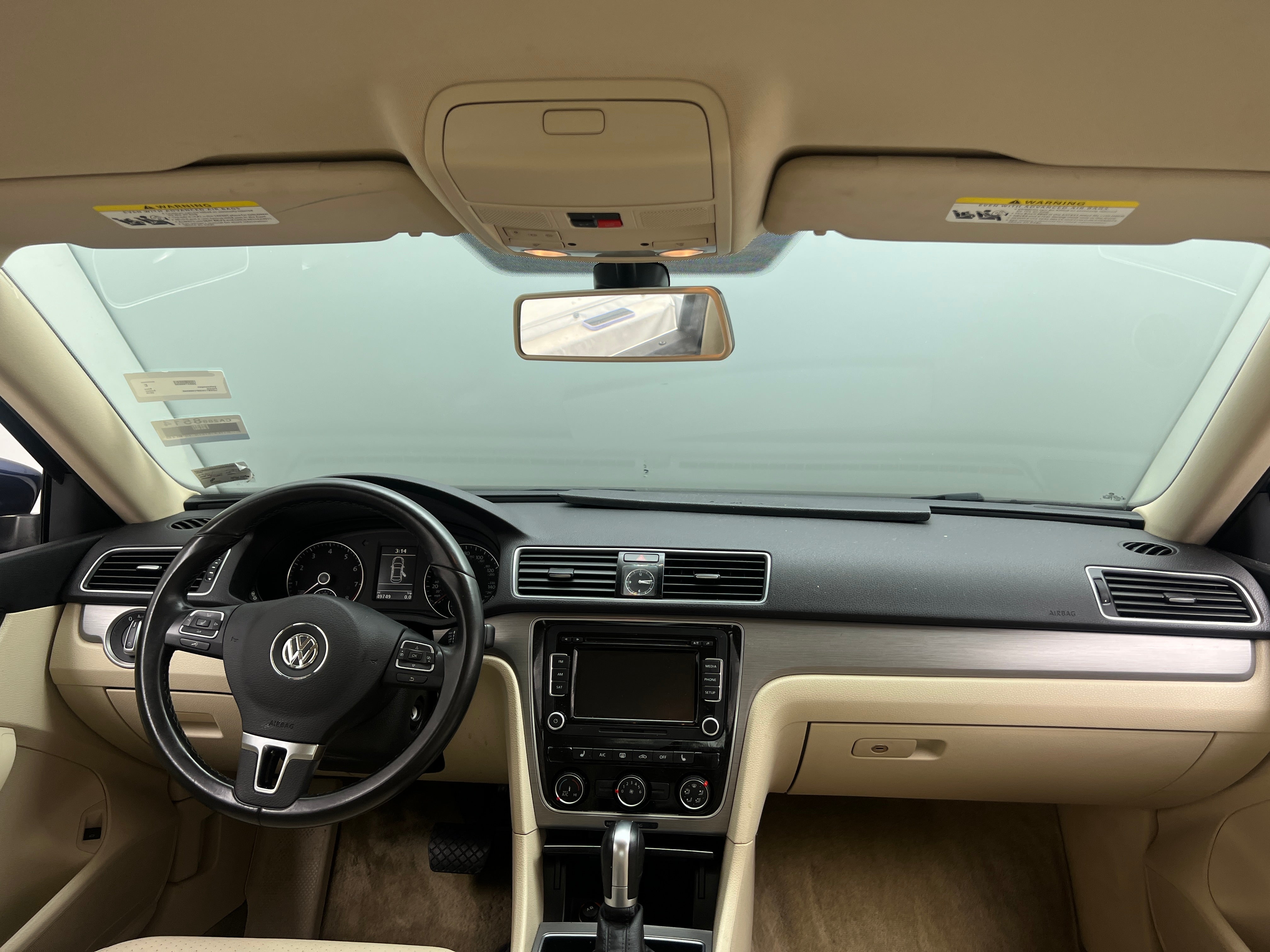 2015 Volkswagen Passat SE 2