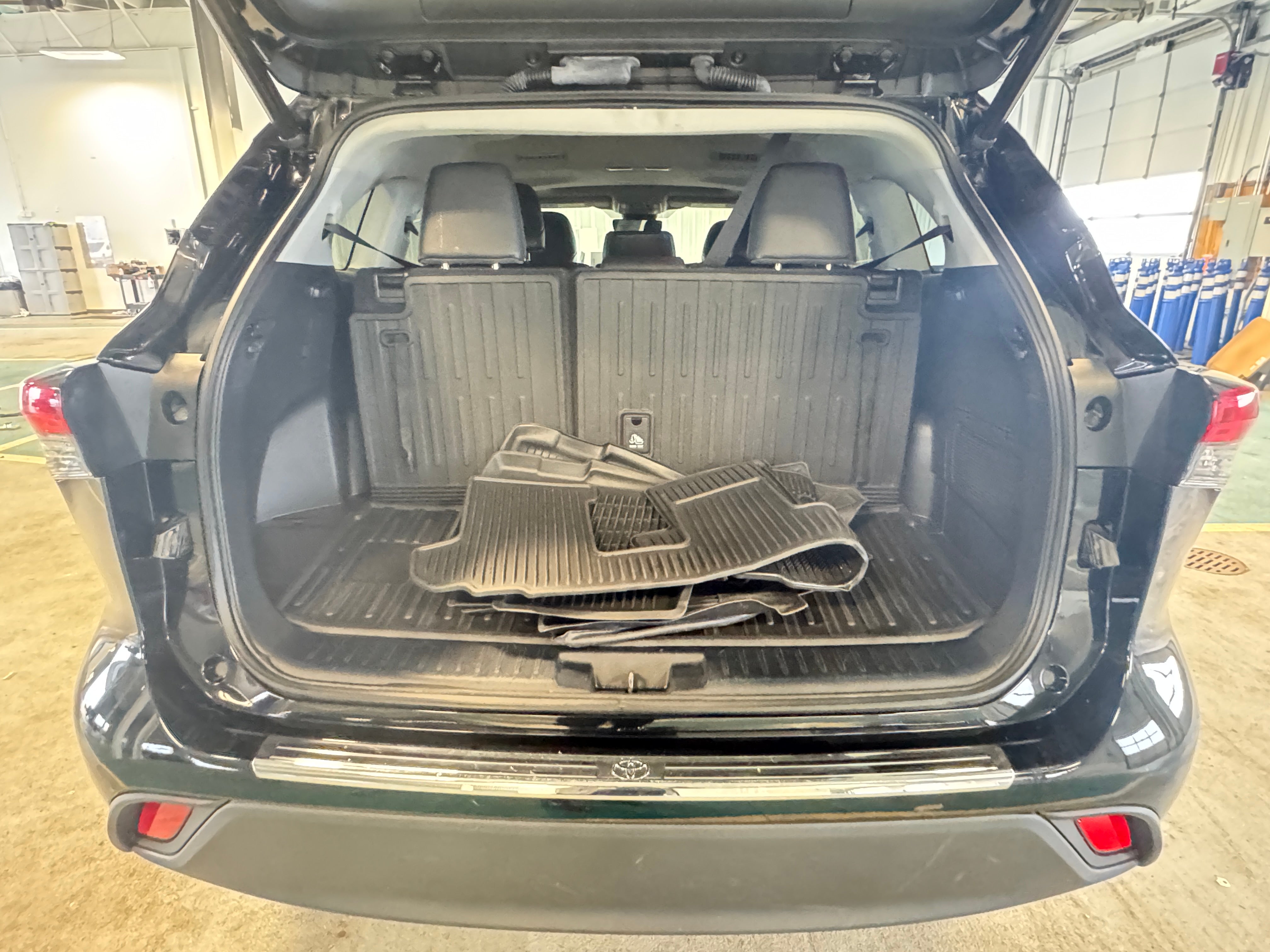 2023 Toyota Highlander XLE 6