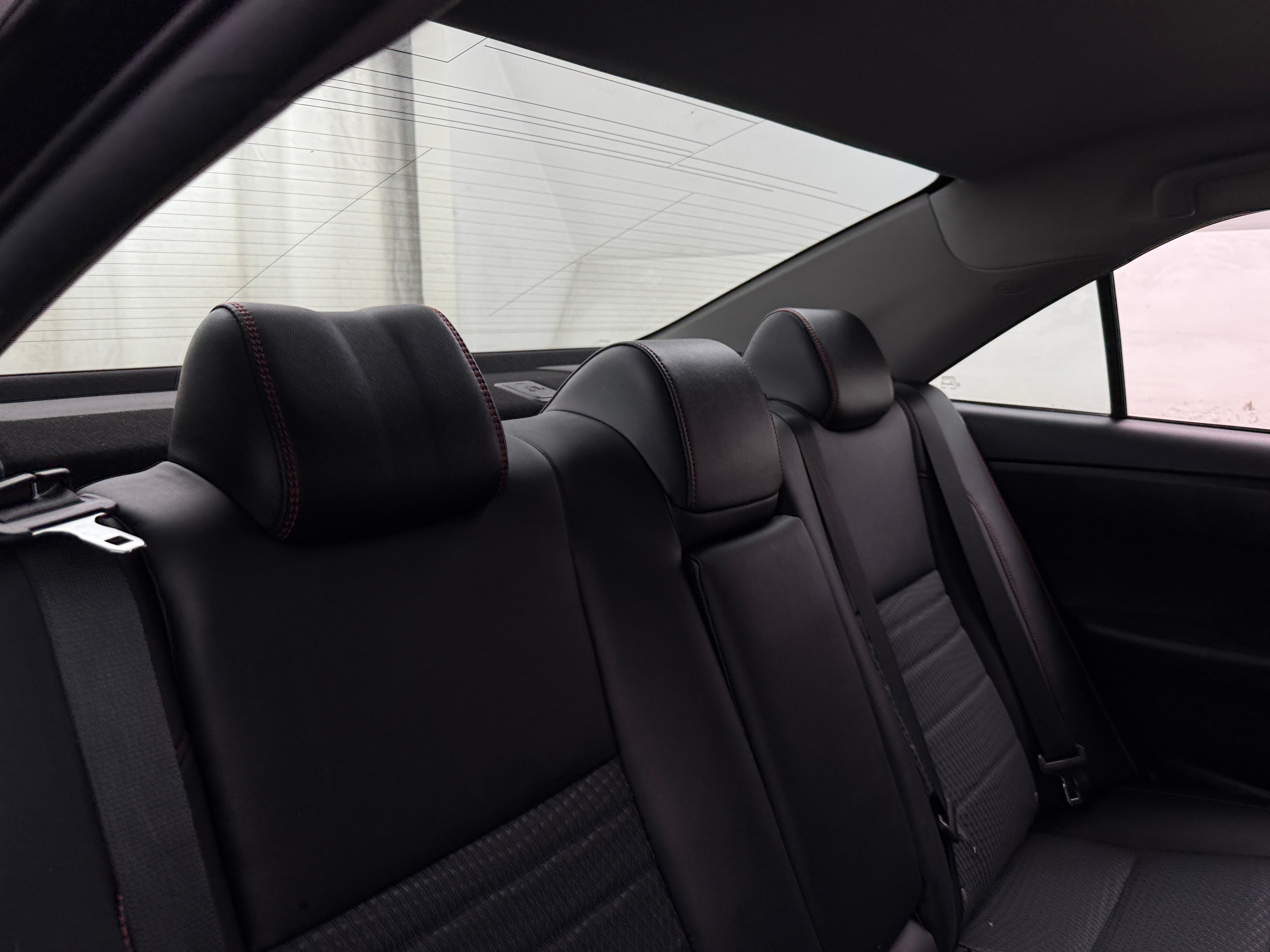 2015 Toyota Camry SE 6