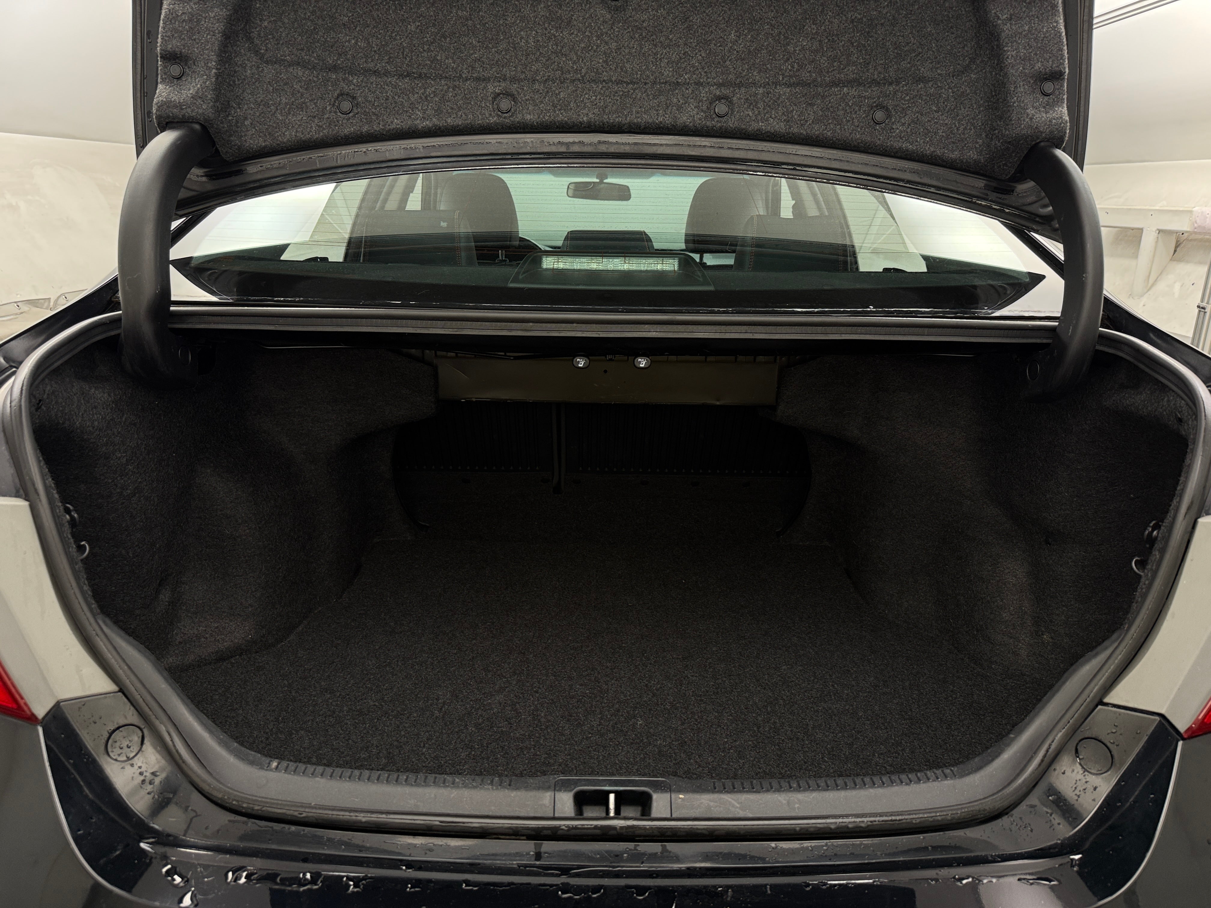 2015 Toyota Camry SE 7
