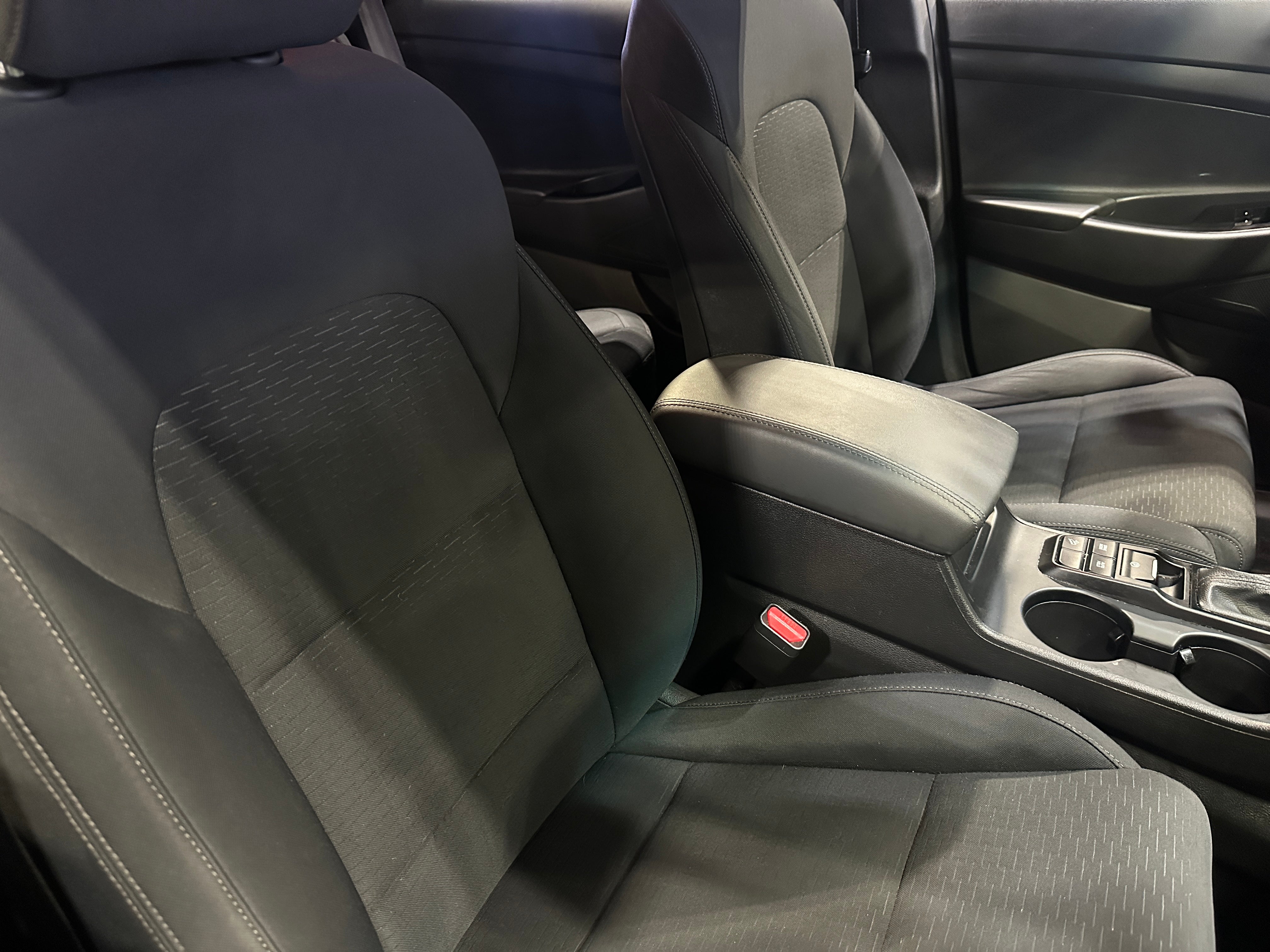 2020 Hyundai Tucson SE 2
