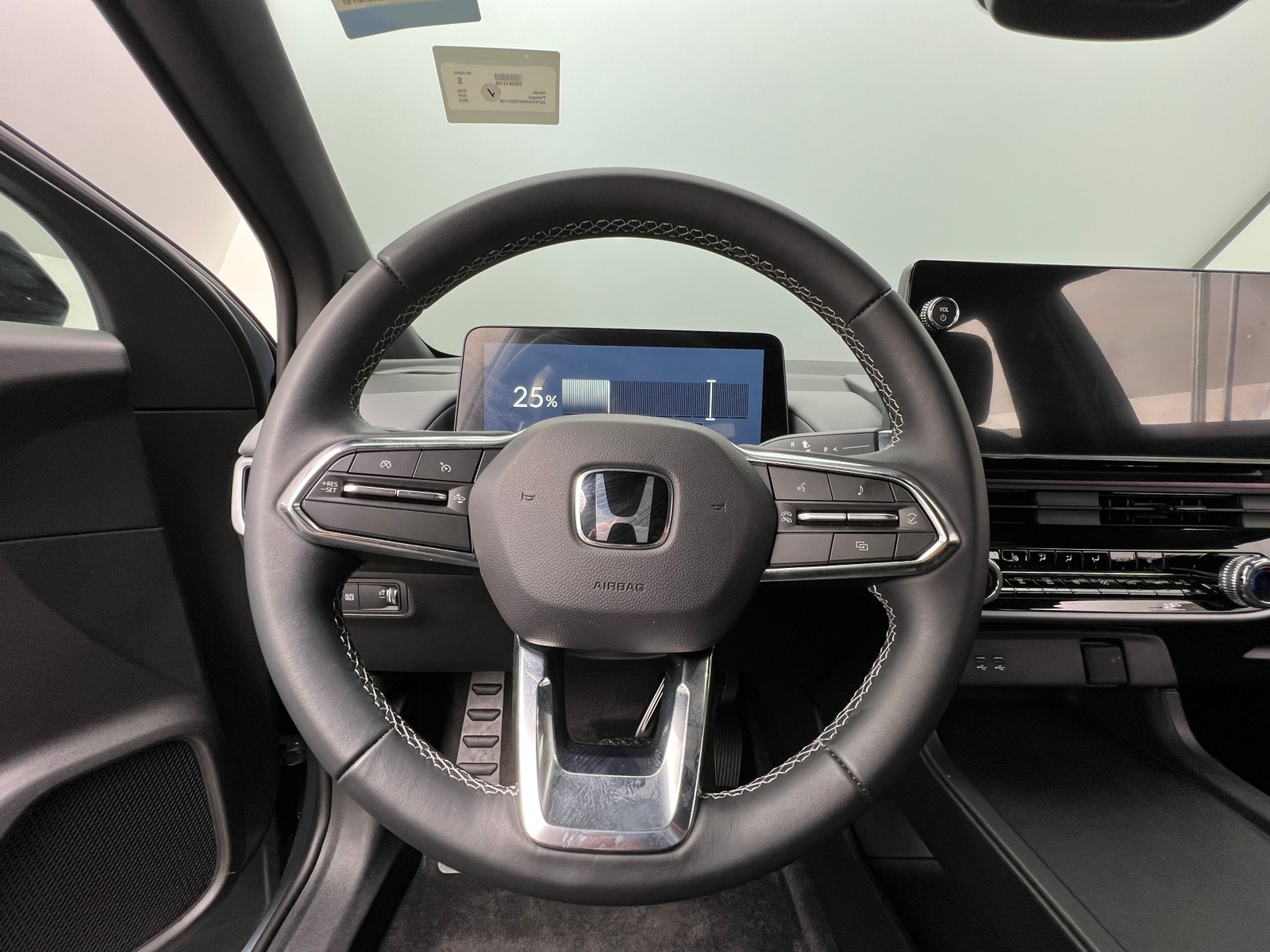 Thumbnail: 2024 Honda Prologue - 4