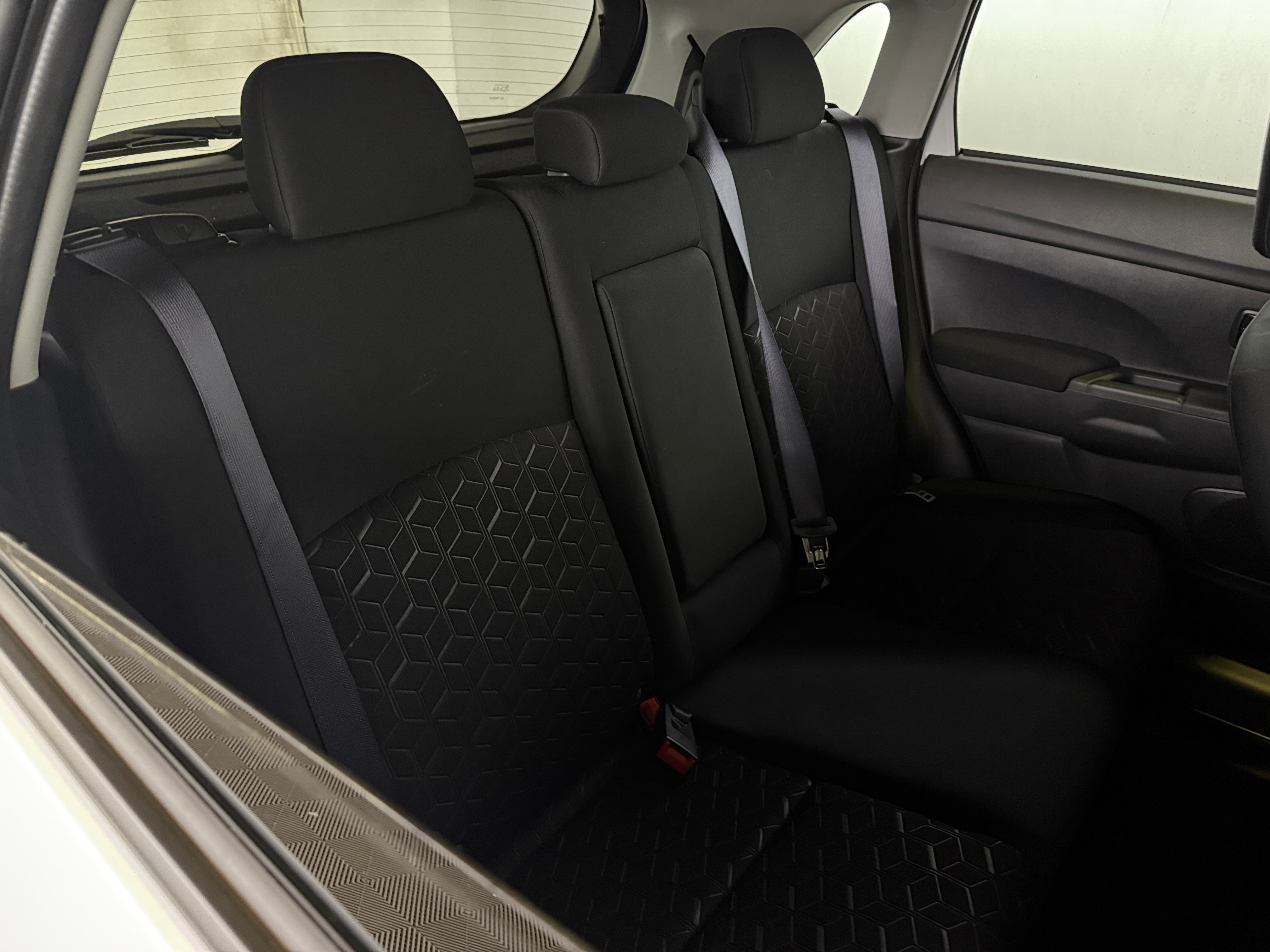 Thumbnail: 2024 Mitsubishi Outlander Sport - 6