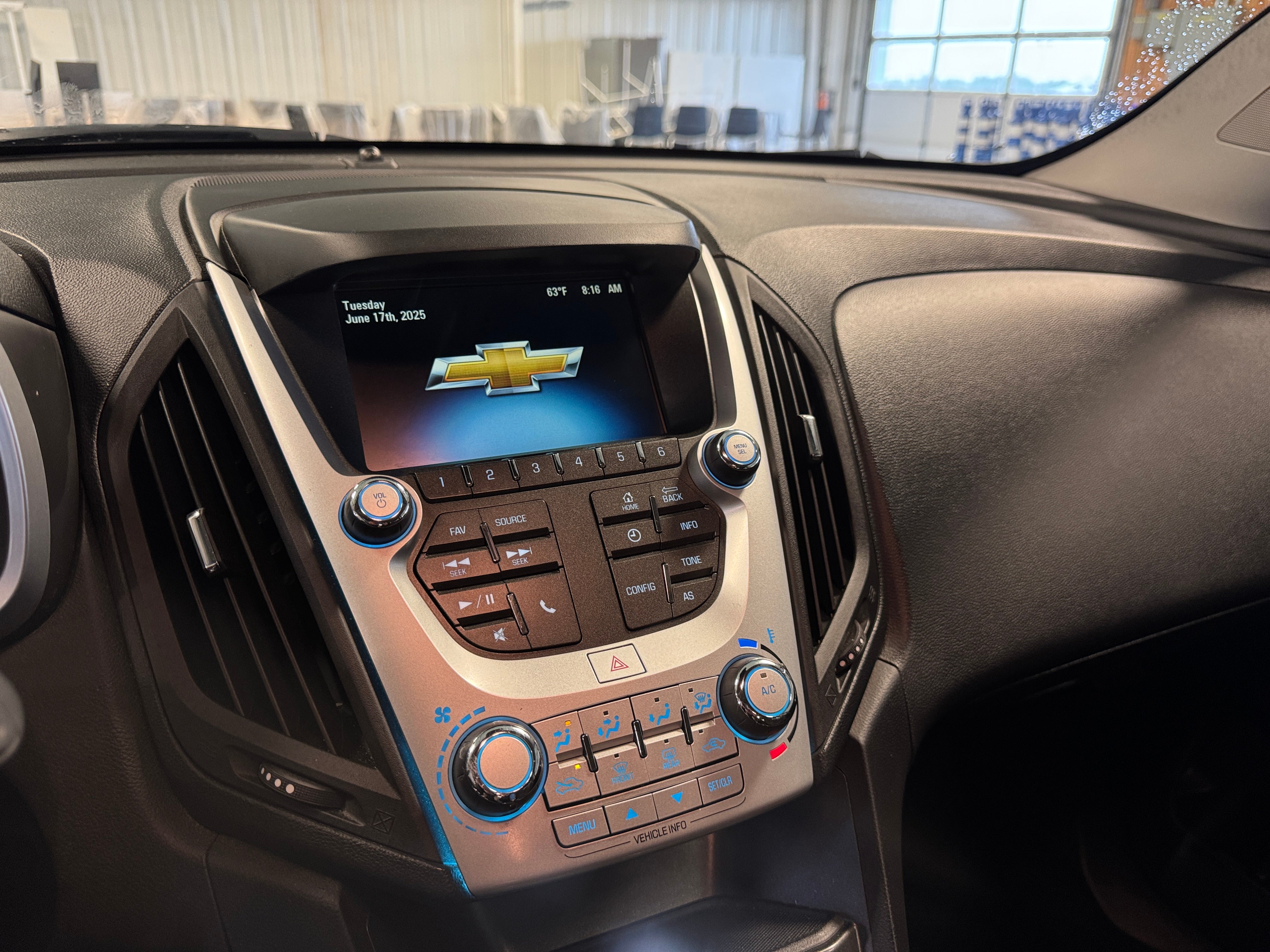 2017 Chevrolet Equinox LS 4