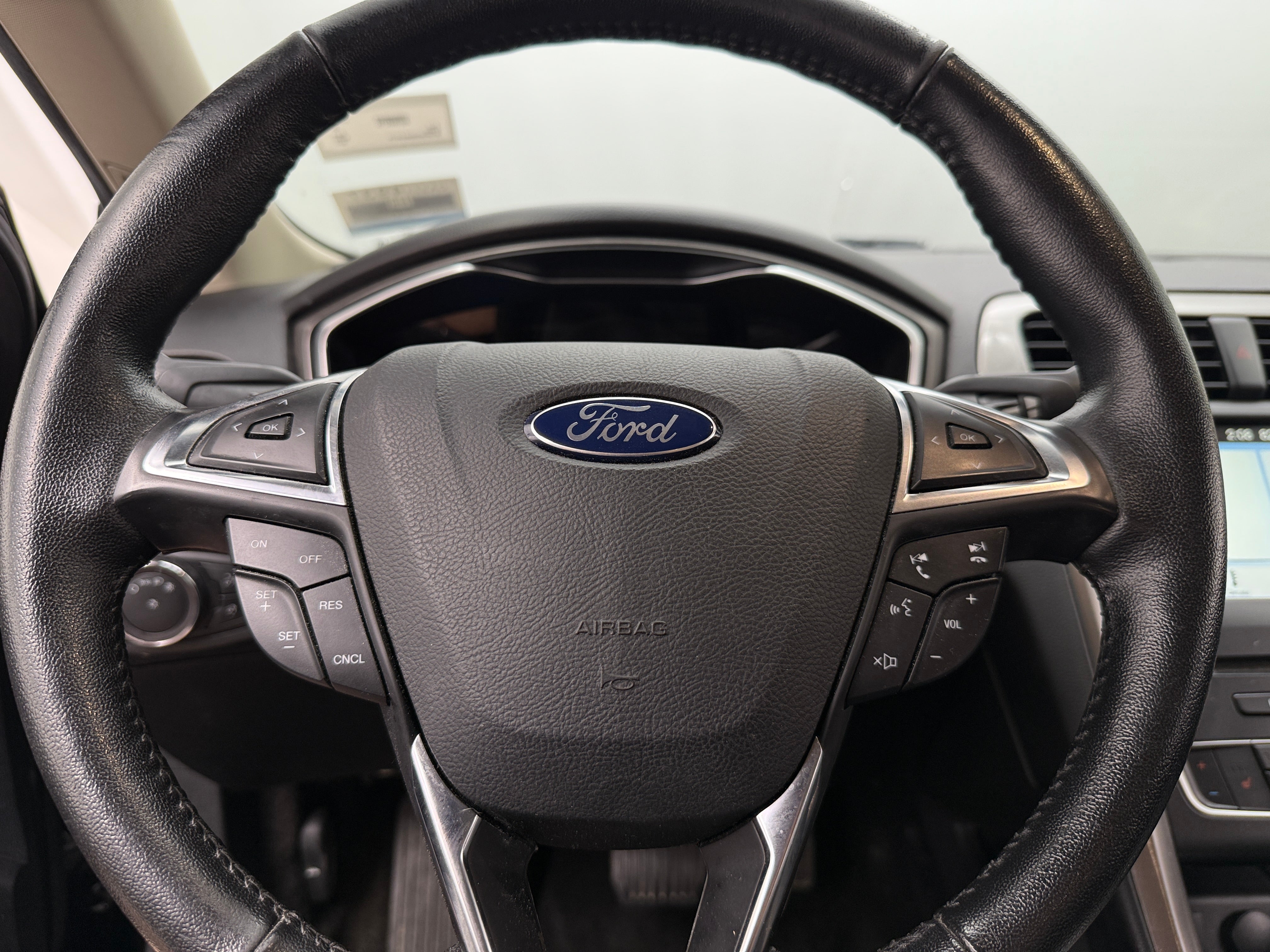 2017 Ford Fusion SE 4