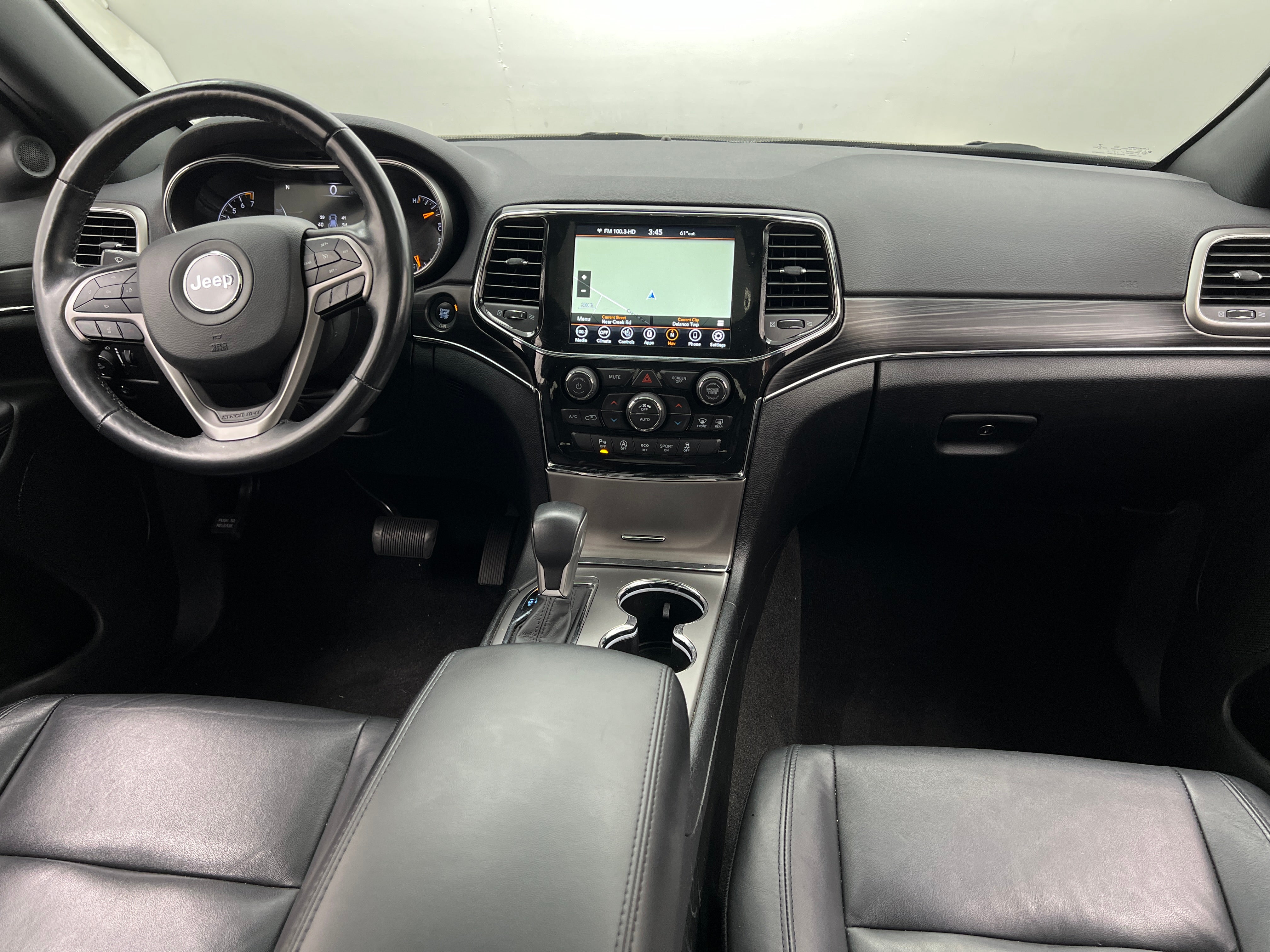 2022 Jeep Grand Cherokee Limited Edition 3